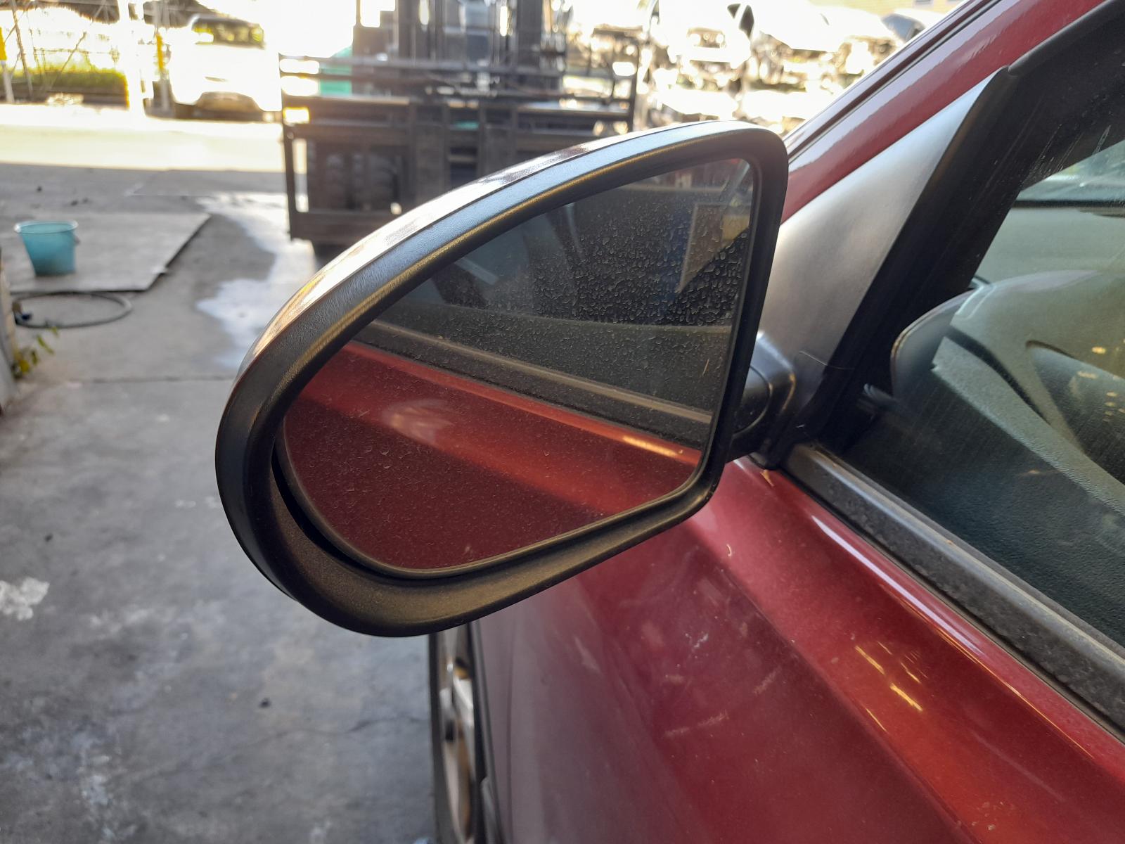 2012 Nissan Dualis Parcel Shelf Cargo Blind View Auto part Parcel Shelf Cargo Blind Nissan Dualis 2012