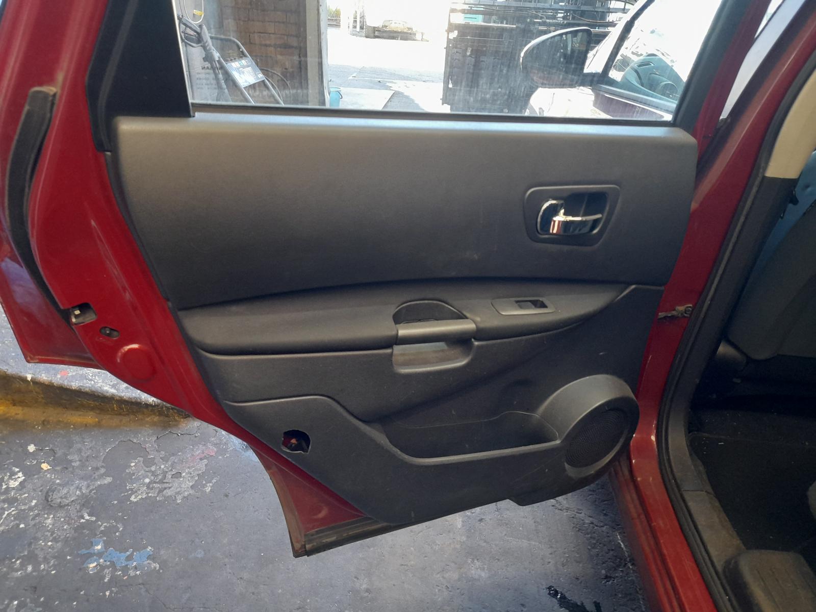 2012 Nissan Dualis Parcel Shelf Cargo Blind View Auto part Parcel Shelf Cargo Blind Nissan Dualis 2012