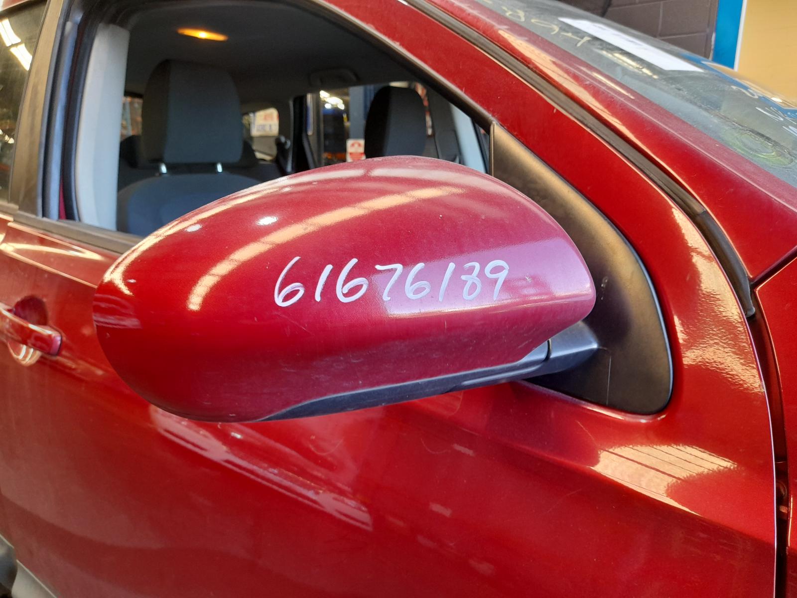 2012 Nissan Dualis Parcel Shelf Cargo Blind View Auto part Parcel Shelf Cargo Blind Nissan Dualis 2012