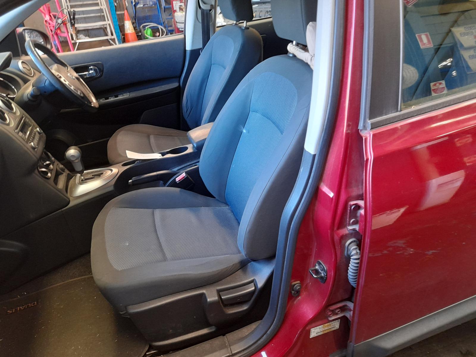 2012 Nissan Dualis Parcel Shelf Cargo Blind View Auto part Parcel Shelf Cargo Blind Nissan Dualis 2012