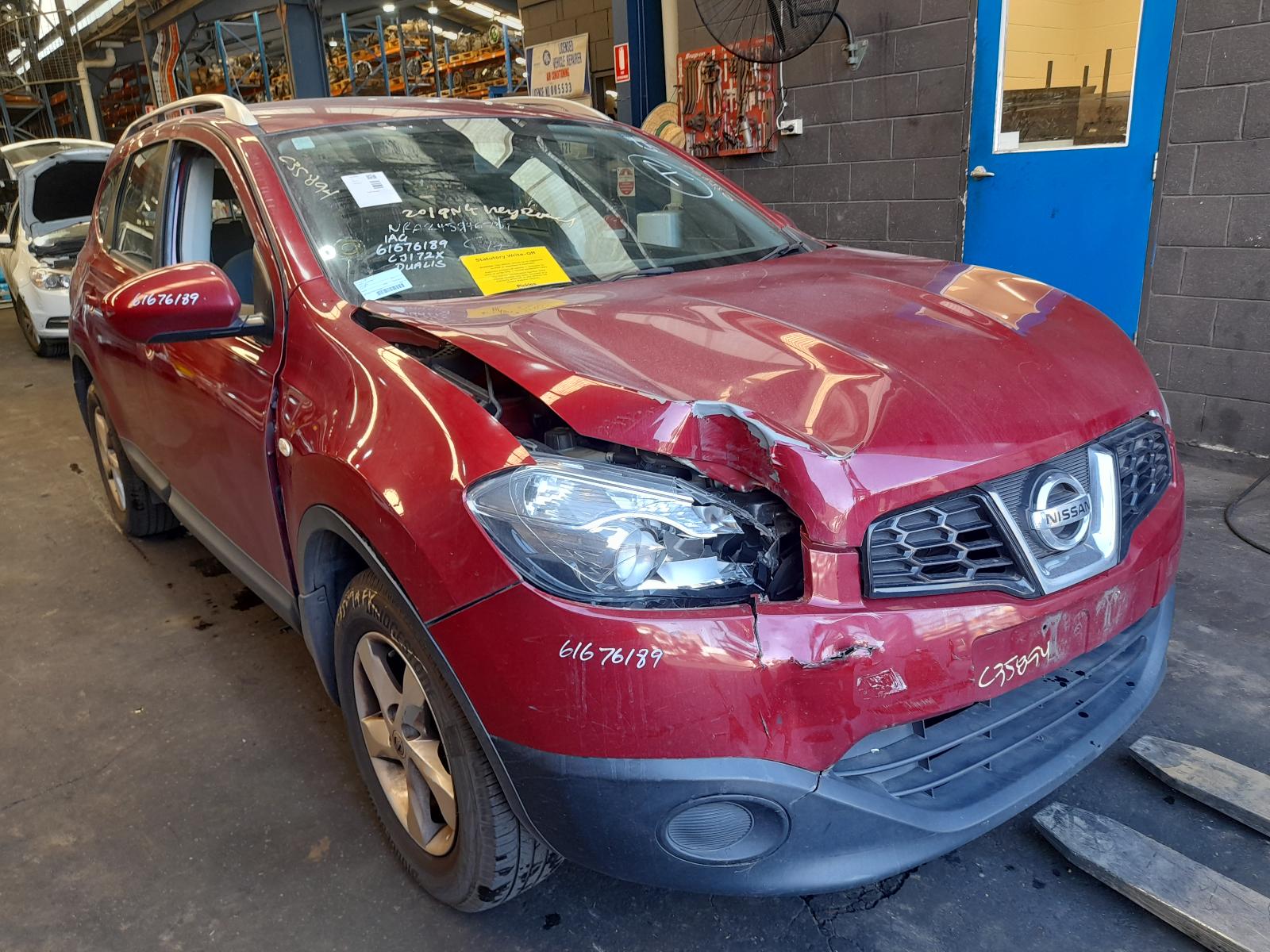 2012 Nissan Dualis Parcel Shelf Cargo Blind View Auto part Parcel Shelf Cargo Blind Nissan Dualis 2012