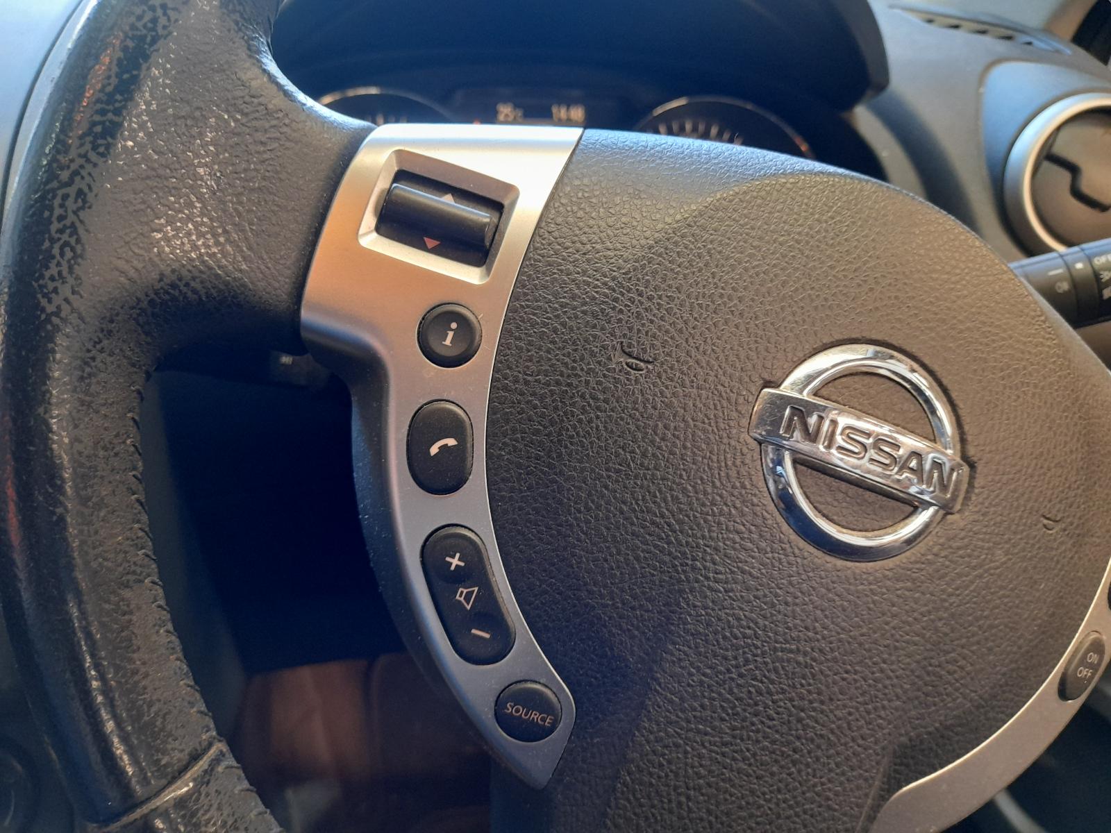 2012 Nissan Dualis Parcel Shelf Cargo Blind View Auto part Parcel Shelf Cargo Blind Nissan Dualis 2012