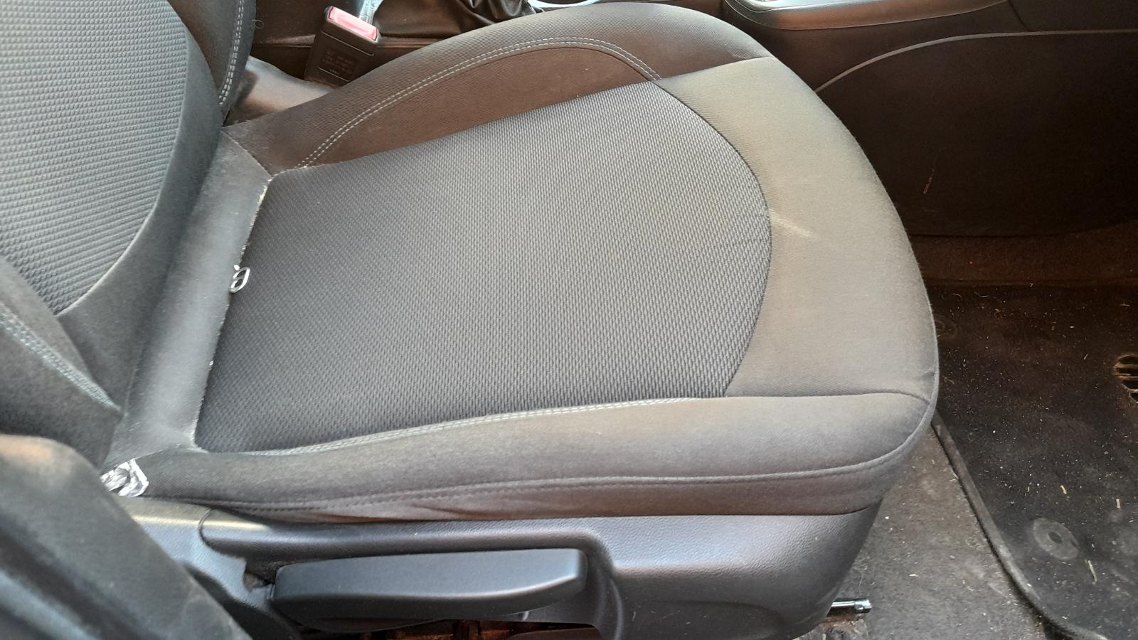 View Auto part Door/Boot/Gate Lock Holden Astra 2017