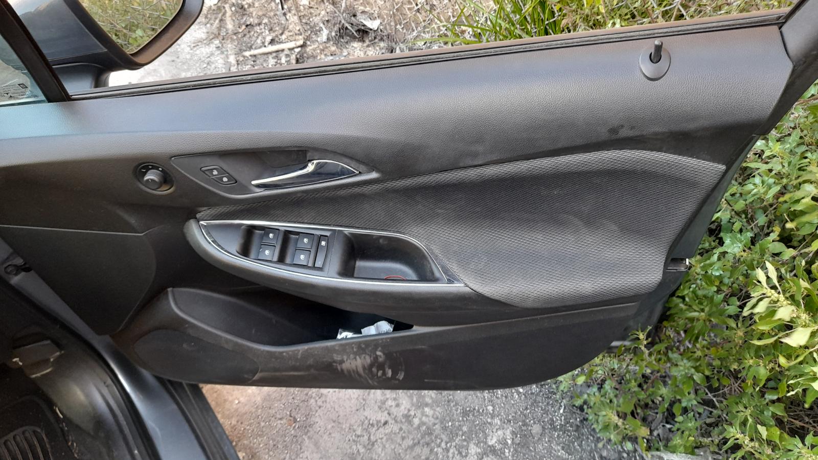 View Auto part Door/Boot/Gate Lock Holden Astra 2017
