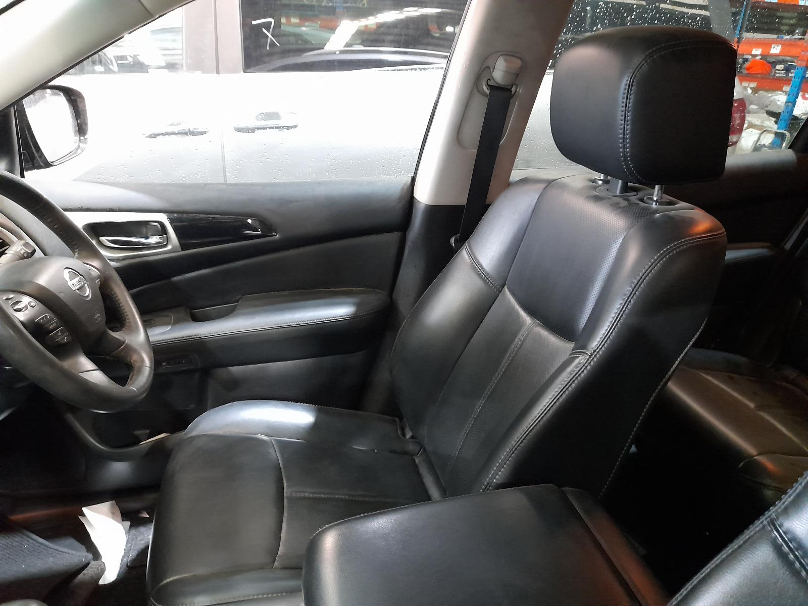 2017 Nissan Pathfinder Bootlid/Tailgate View Auto part Bootlid/Tailgate Nissan Pathfinder 2017