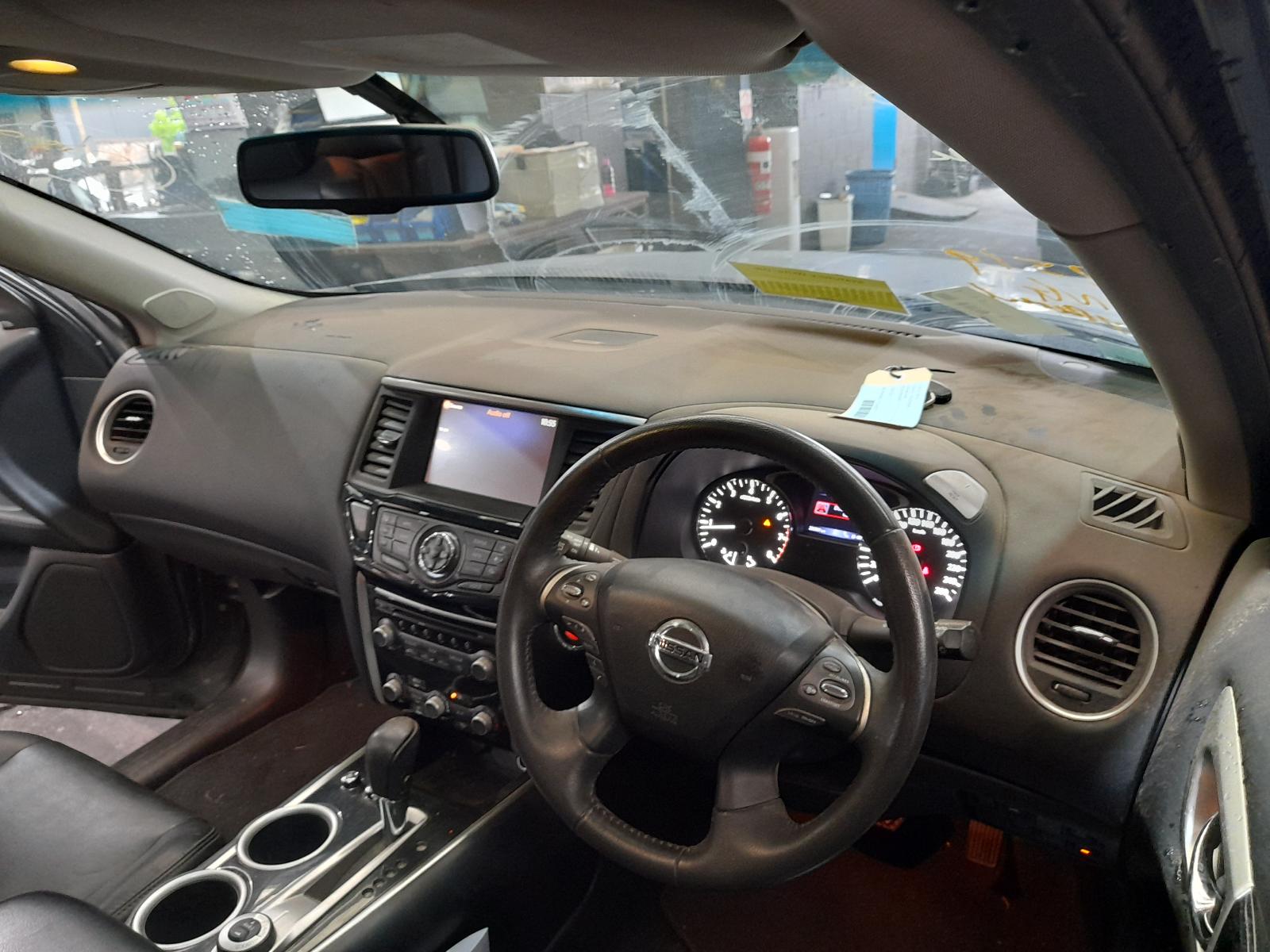 2017 Nissan Pathfinder Bootlid/Tailgate View Auto part Bootlid/Tailgate Nissan Pathfinder 2017