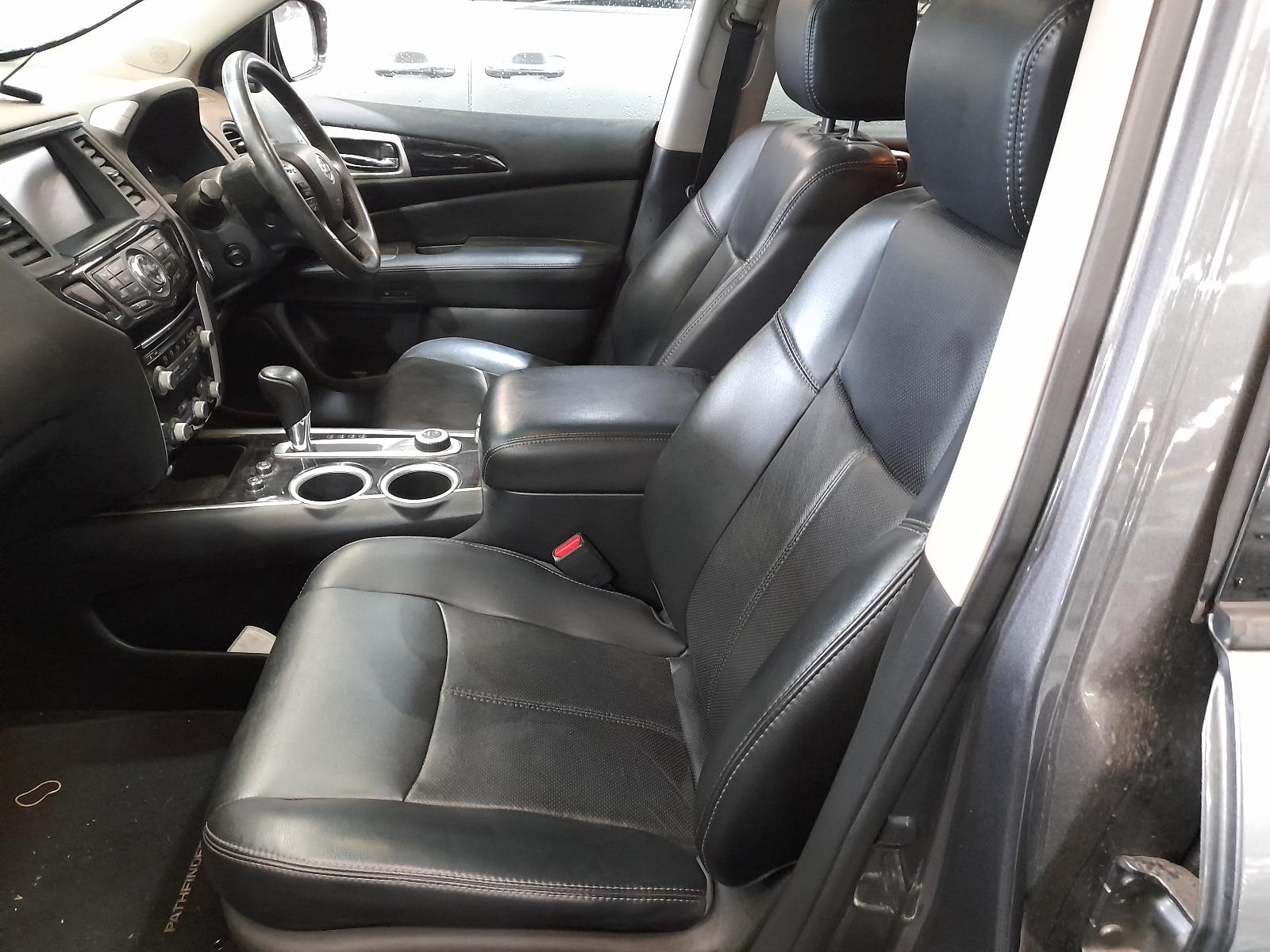 2017 Nissan Pathfinder Bootlid/Tailgate View Auto part Bootlid/Tailgate Nissan Pathfinder 2017