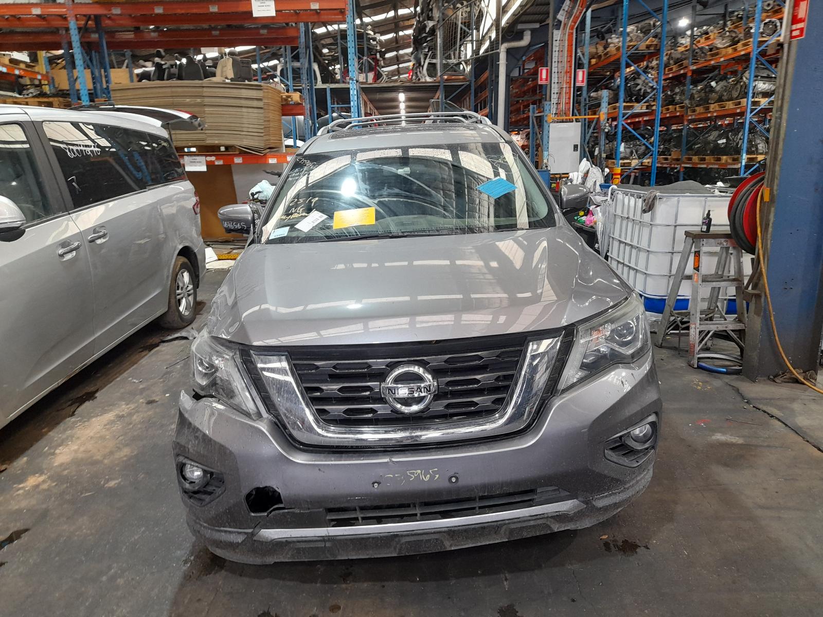 2017 Nissan Pathfinder Bootlid/Tailgate View Auto part Bootlid/Tailgate Nissan Pathfinder 2017