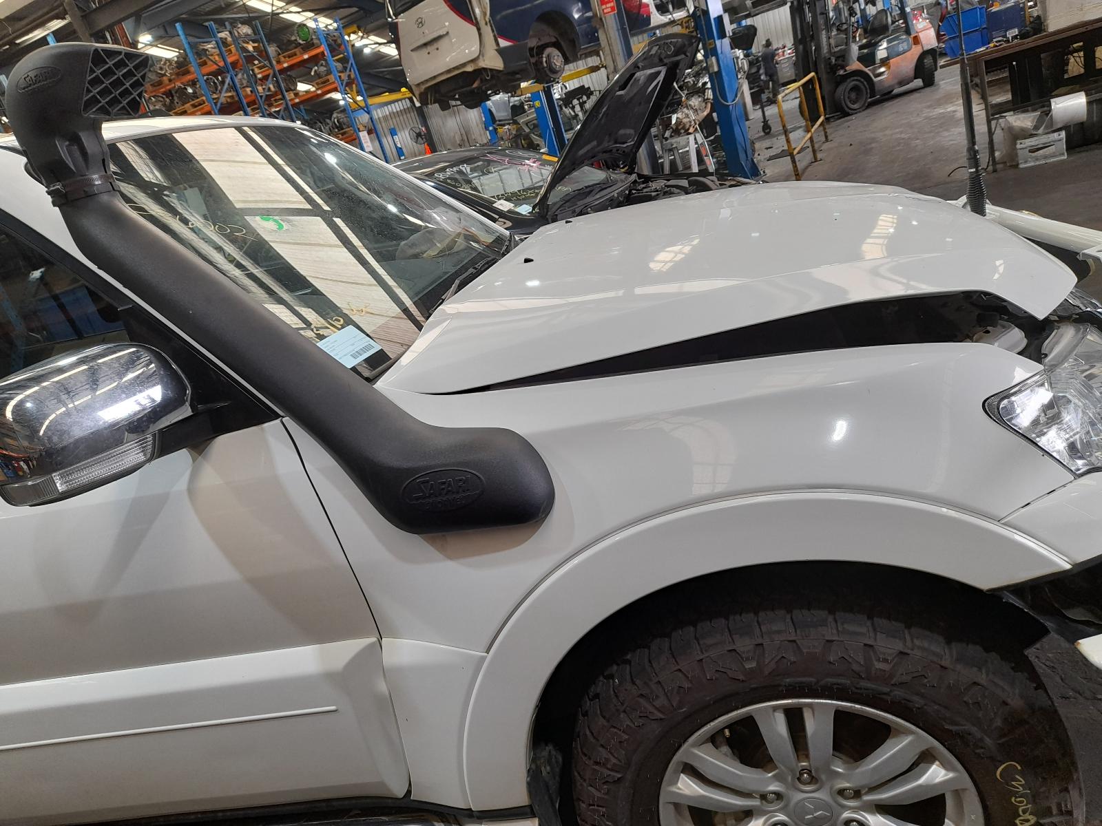 View Auto part Differential Centre Mitsubishi Pajero 2017