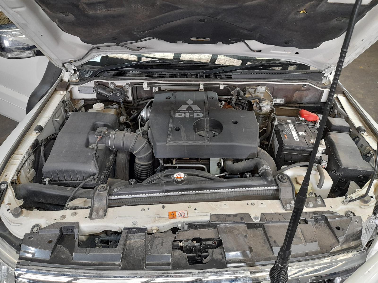 View Auto part Differential Centre Mitsubishi Pajero 2017