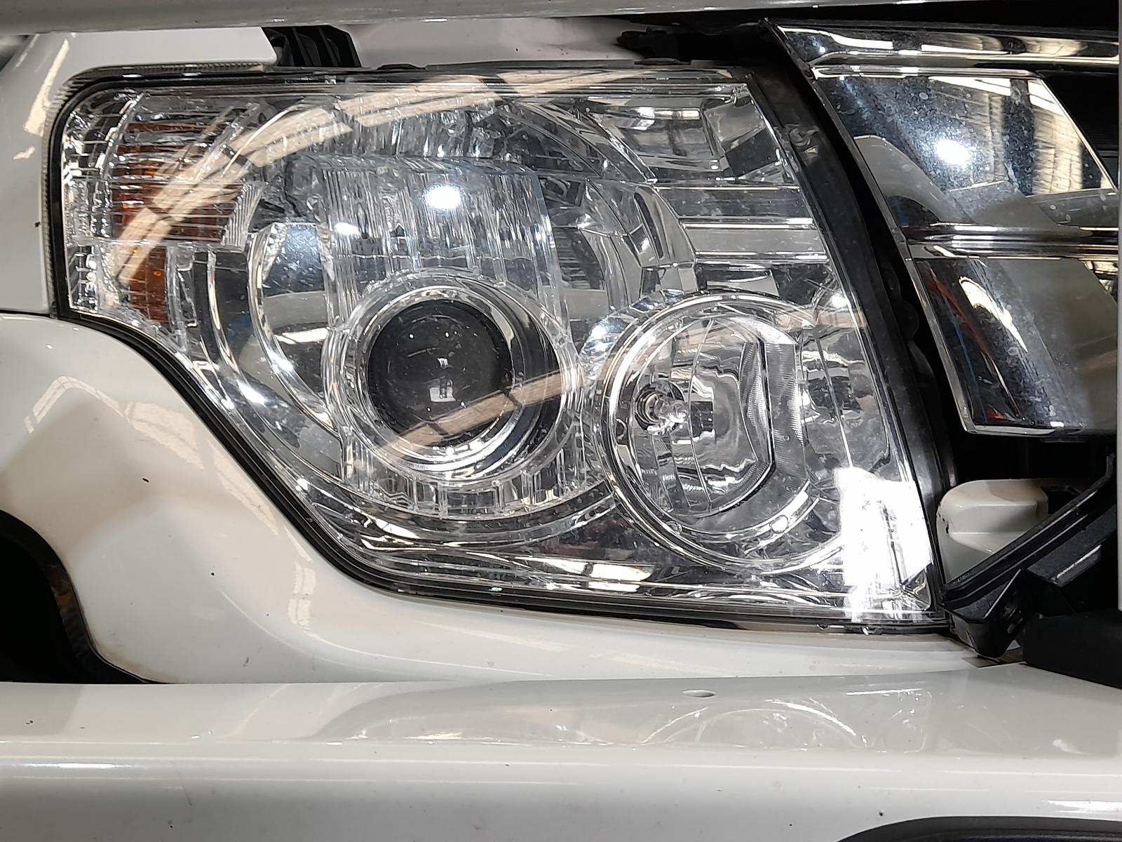View Auto part Differential Centre Mitsubishi Pajero 2017