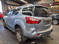 View Auto part Right Taillight Isuzu Mu-x 2015