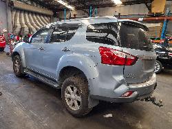 View Auto part A/C Compressor Isuzu Mu-x 2015