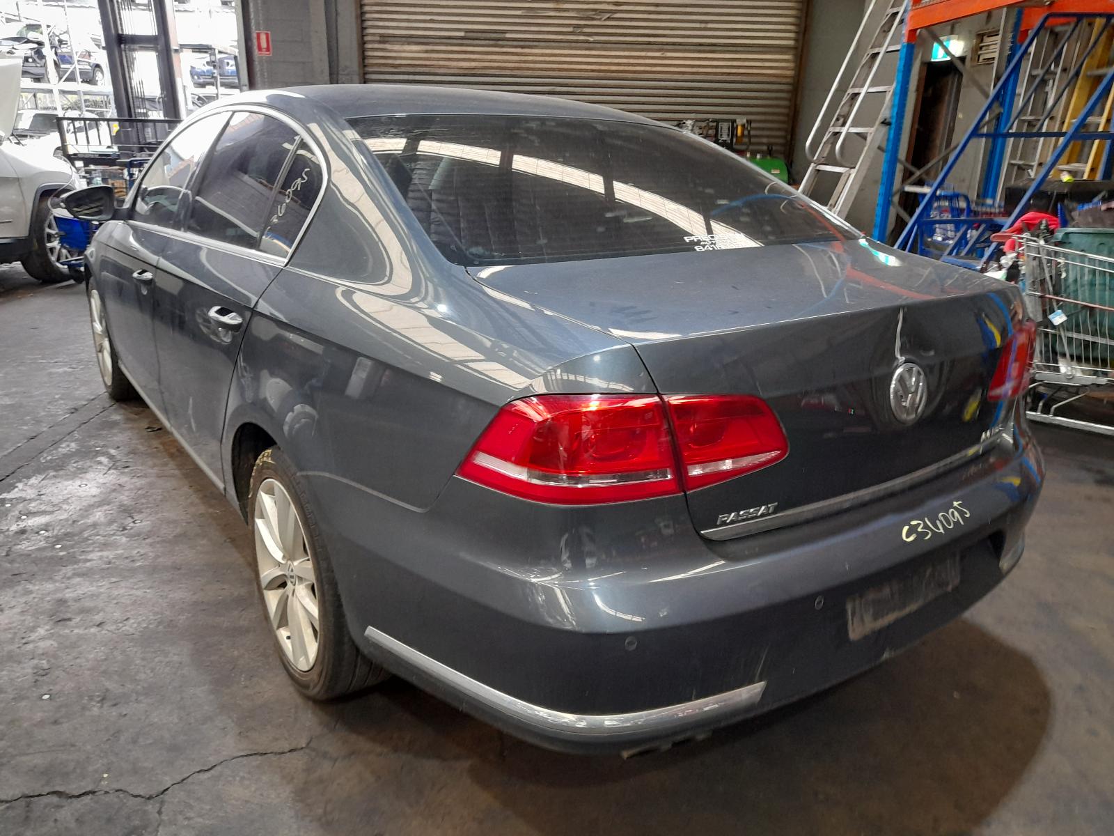 View Auto part Throttle Body Volkswagen Passat 2012