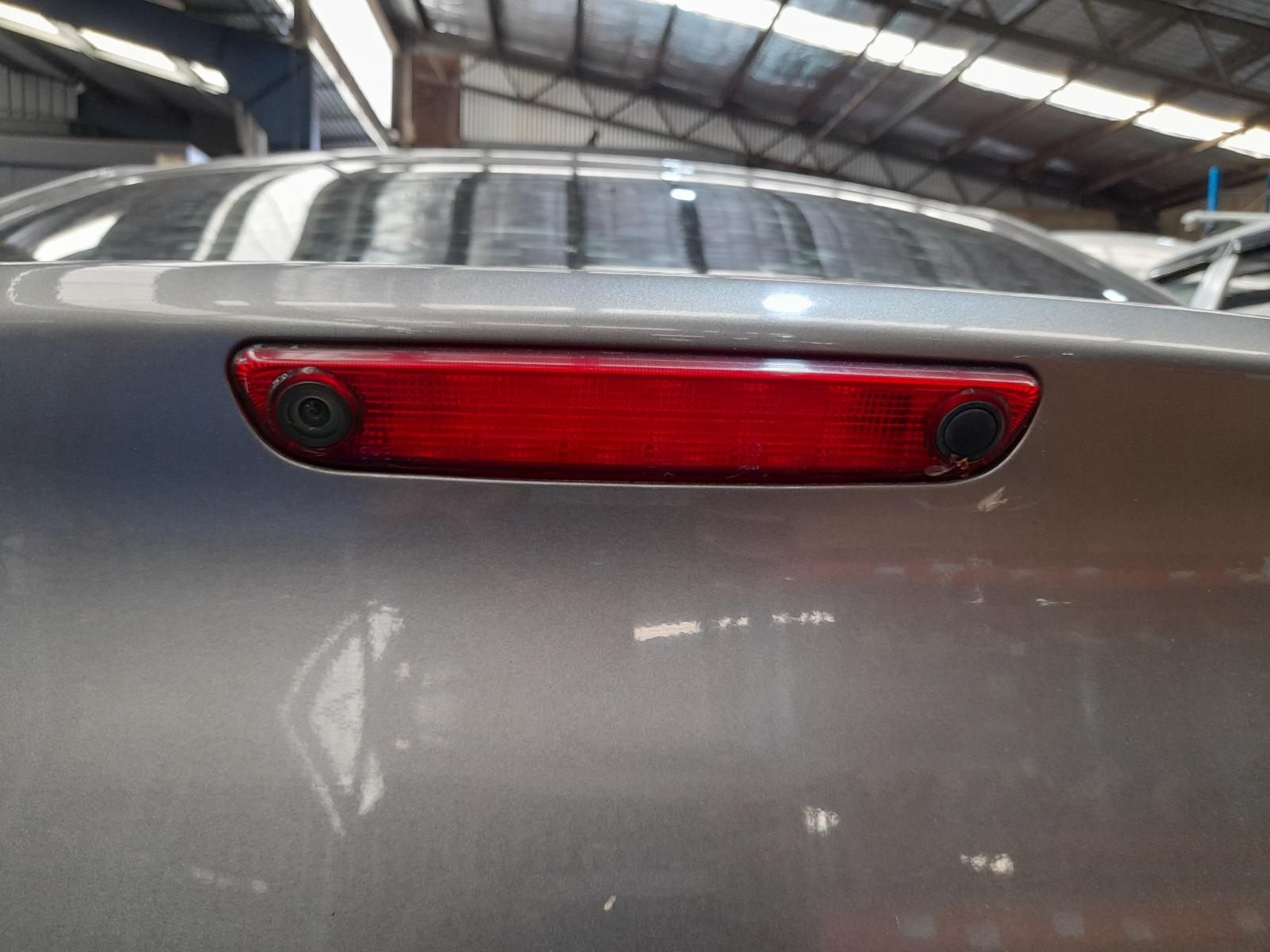 View Auto part Sunvisor Chrysler 300c 2012