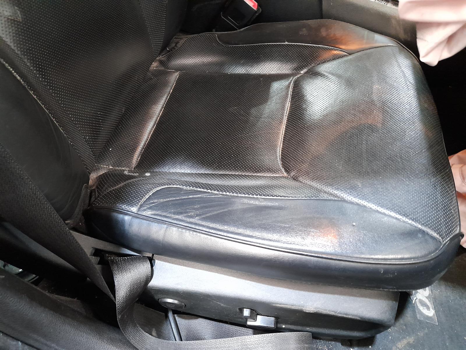 View Auto part Sunvisor Chrysler 300c 2012