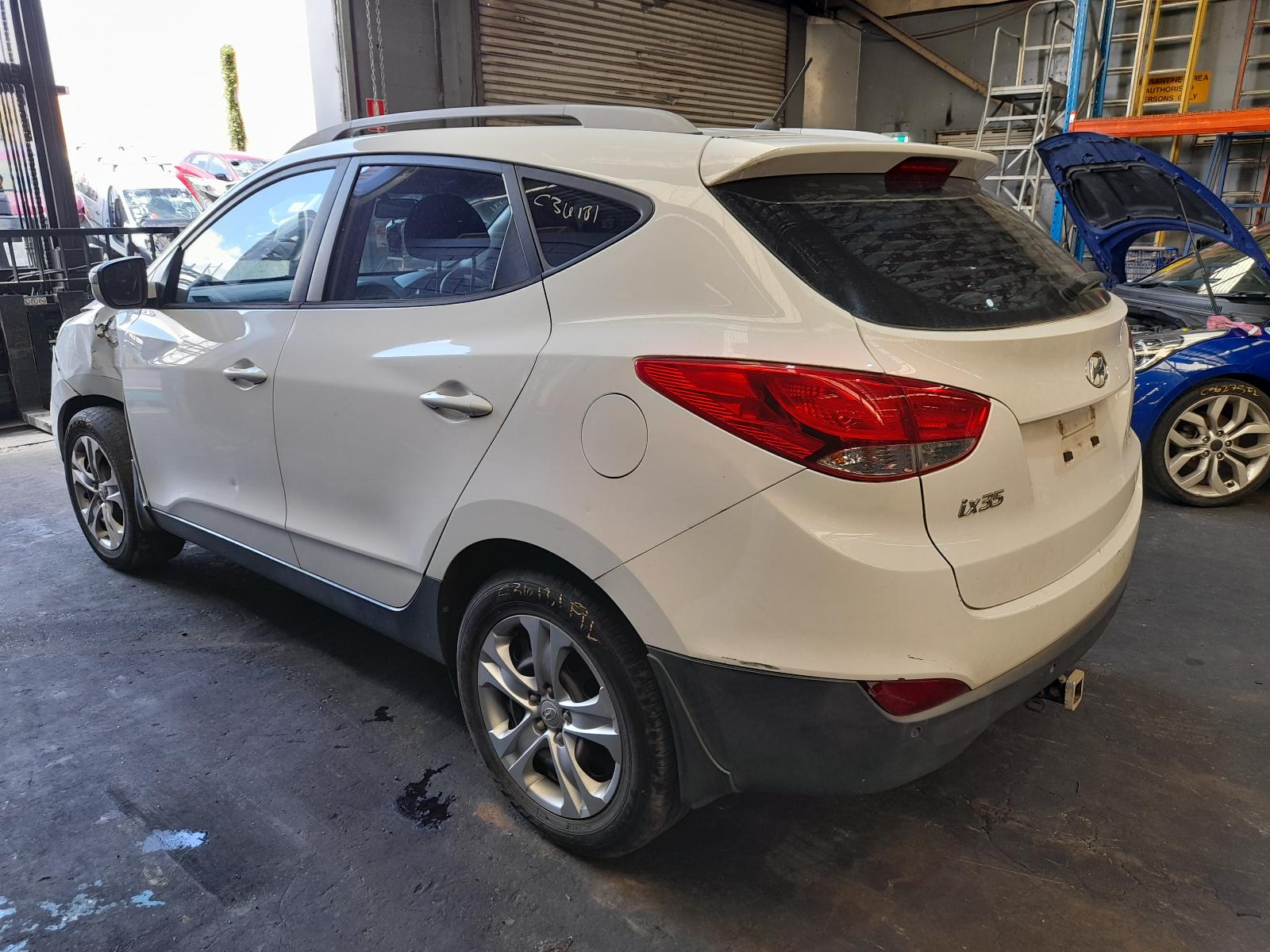 View Auto part Left Rear Door Window Hyundai Ix35 2015