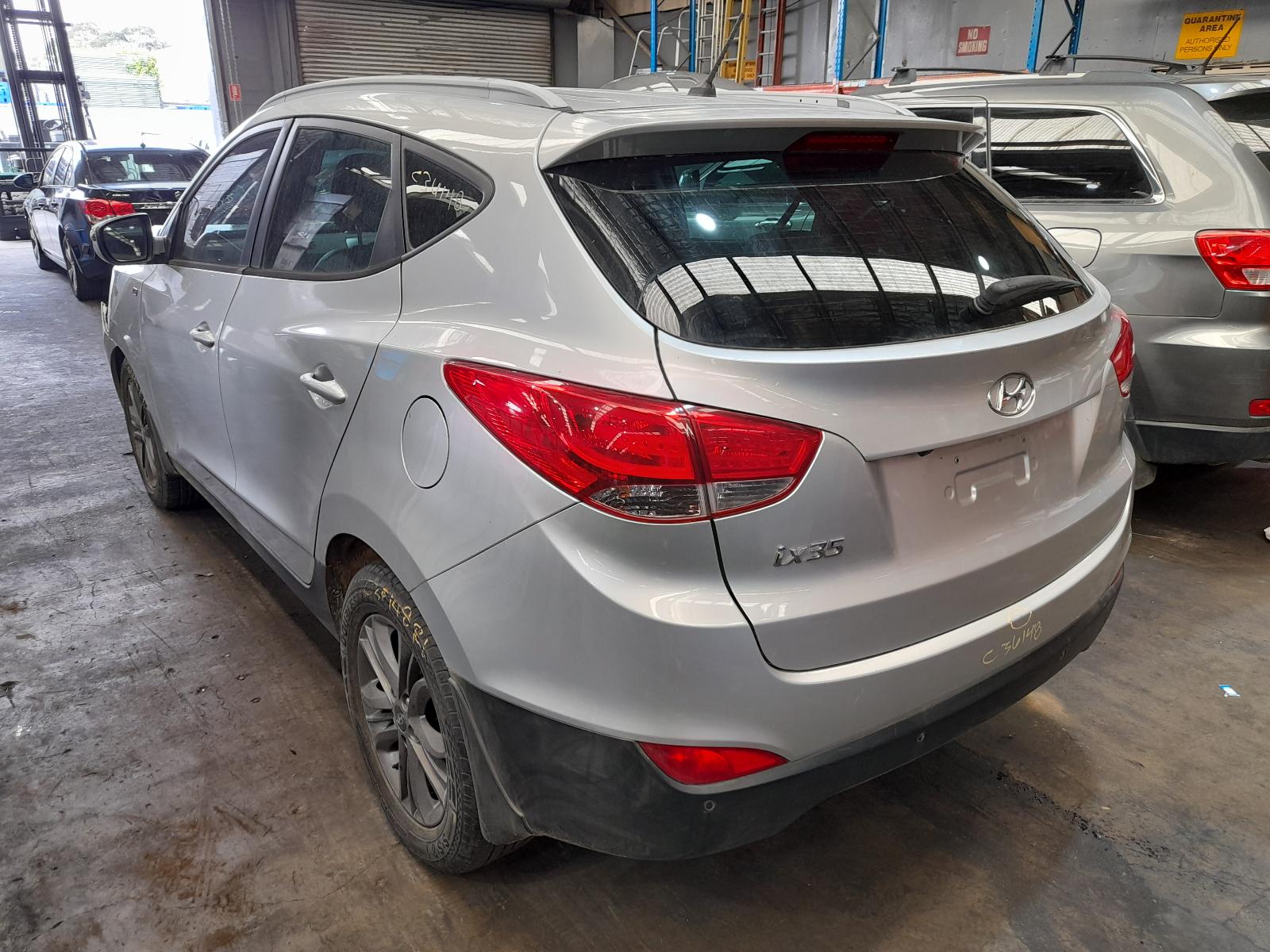 View Auto part Left Rear Door Window Hyundai Ix35 2013