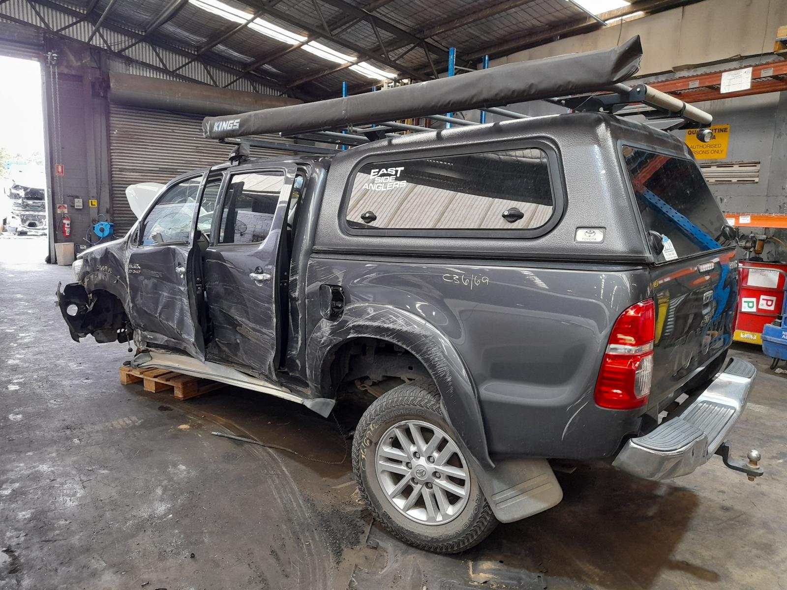 View Auto part Fuse Box Toyota Hilux 2012