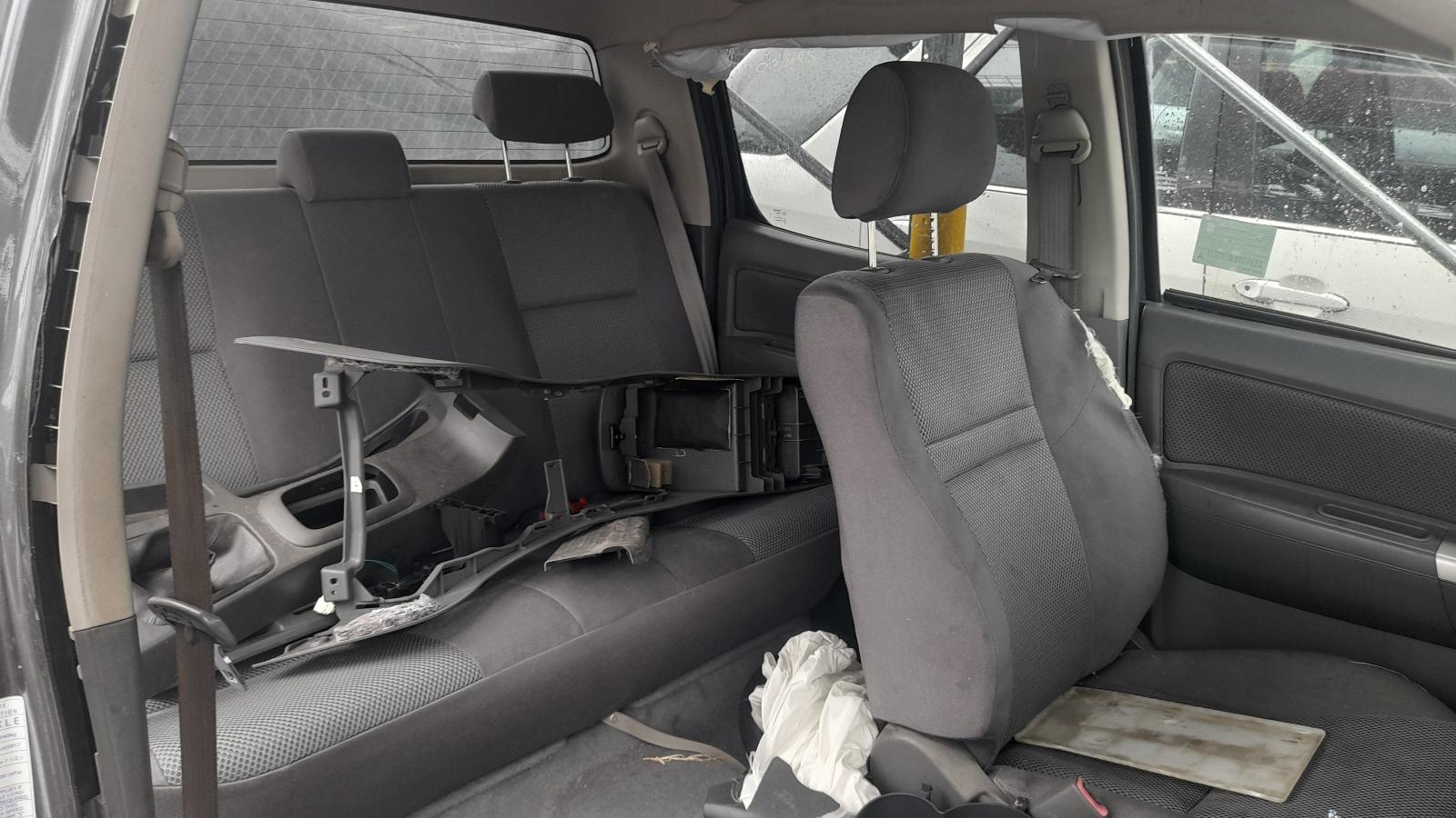 View Auto part Fuse Box Toyota Hilux 2012