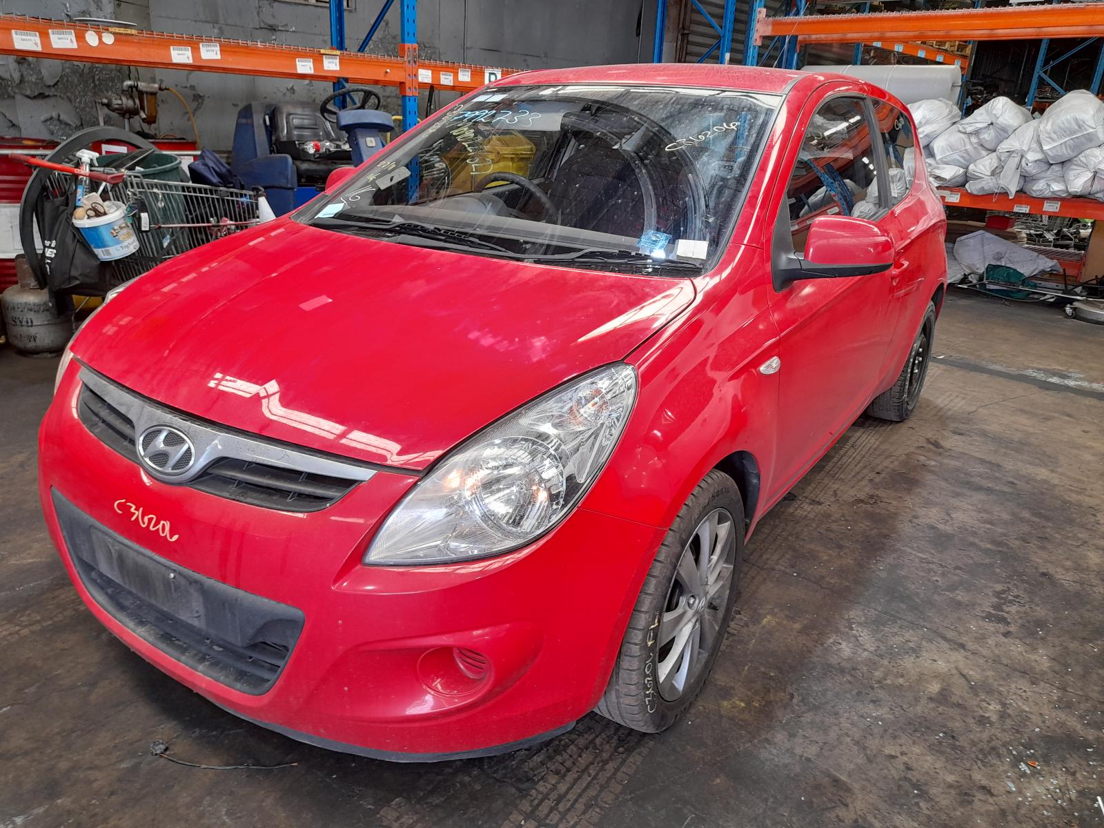View Auto part Door/Boot/Gate Lock Hyundai I20 2011