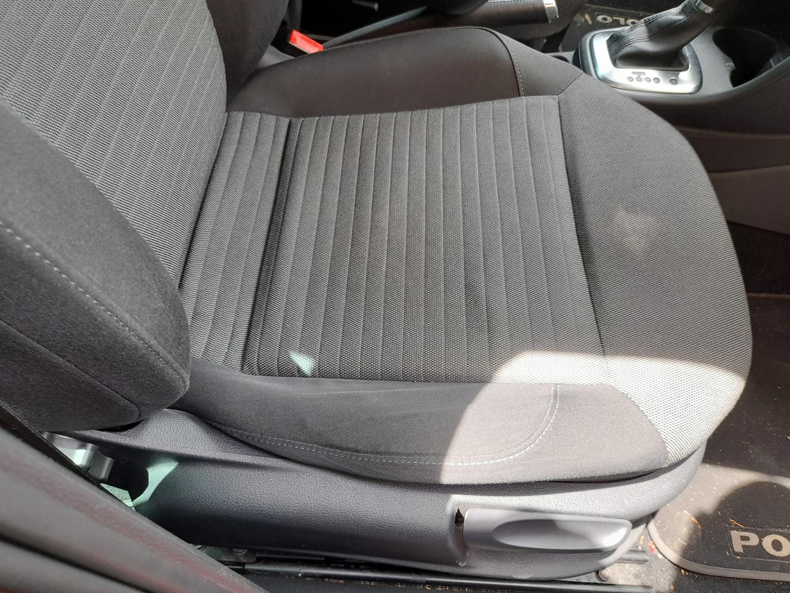 View Auto part Instrument Cluster Volkswagen Polo 2011