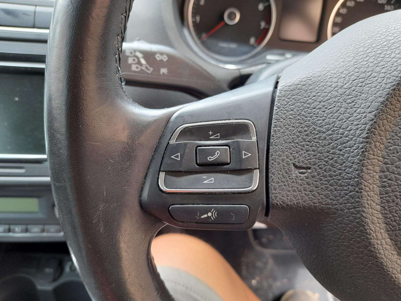 View Auto part Instrument Cluster Volkswagen Polo 2011