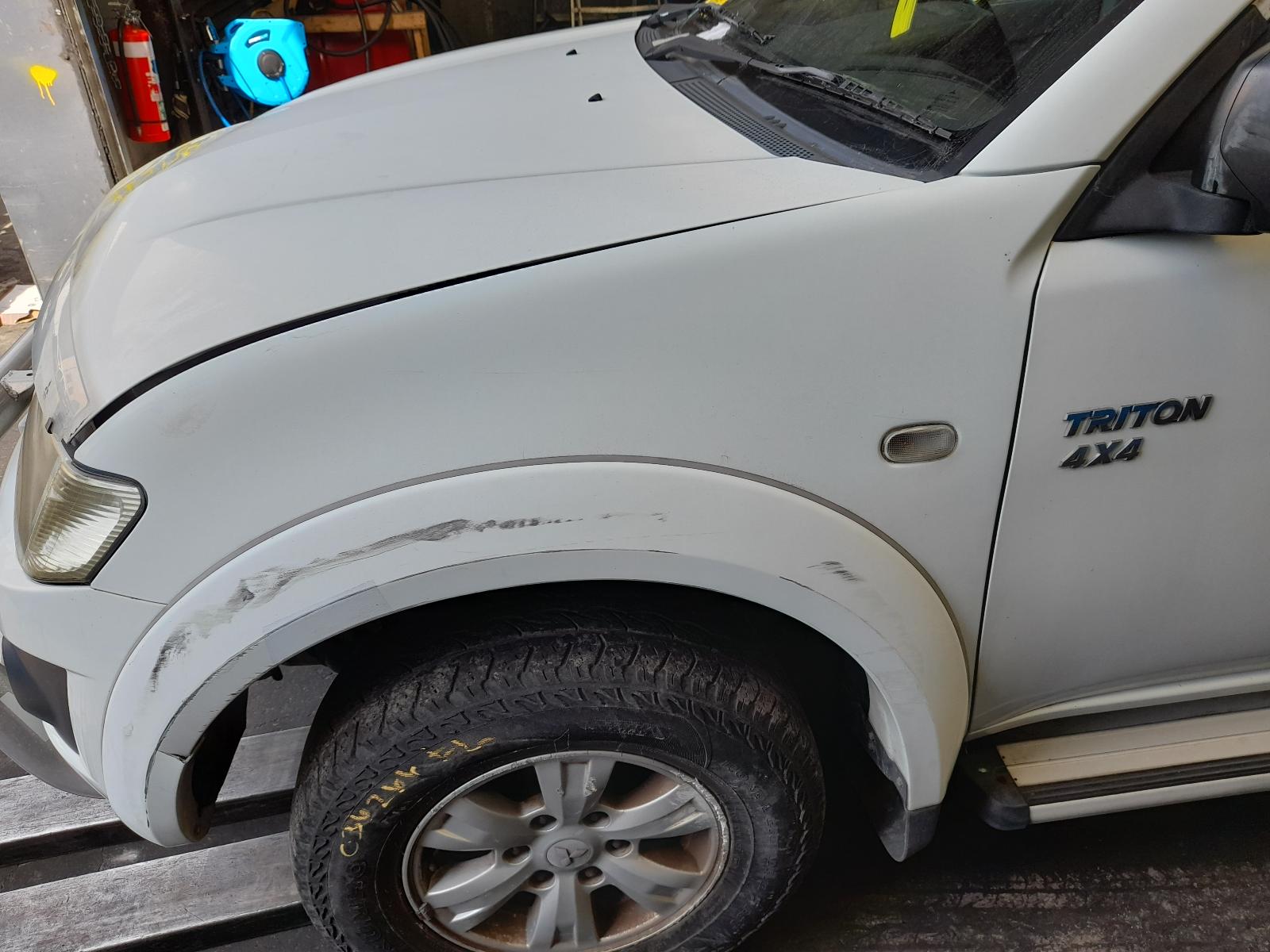 2011 Mitsubishi Triton Front Bumper View Auto part Front Bumper Mitsubishi Triton 2011