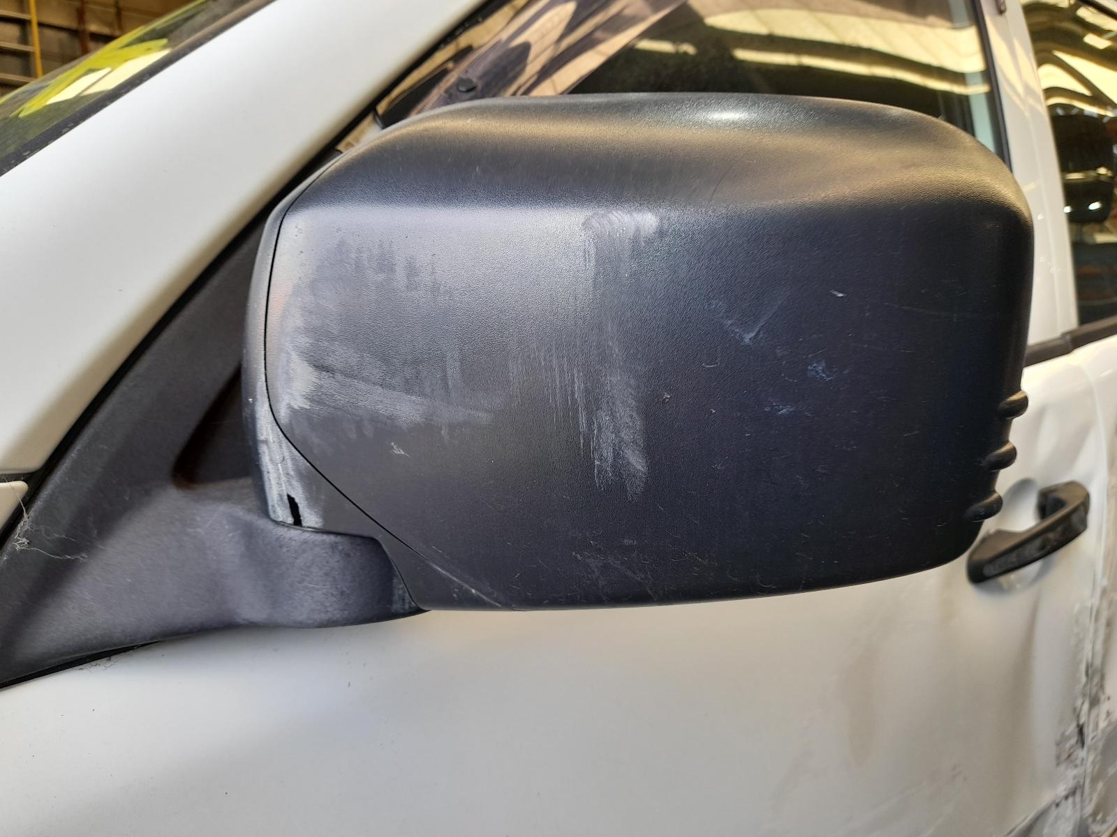 2011 Mitsubishi Triton Front Bumper View Auto part Front Bumper Mitsubishi Triton 2011