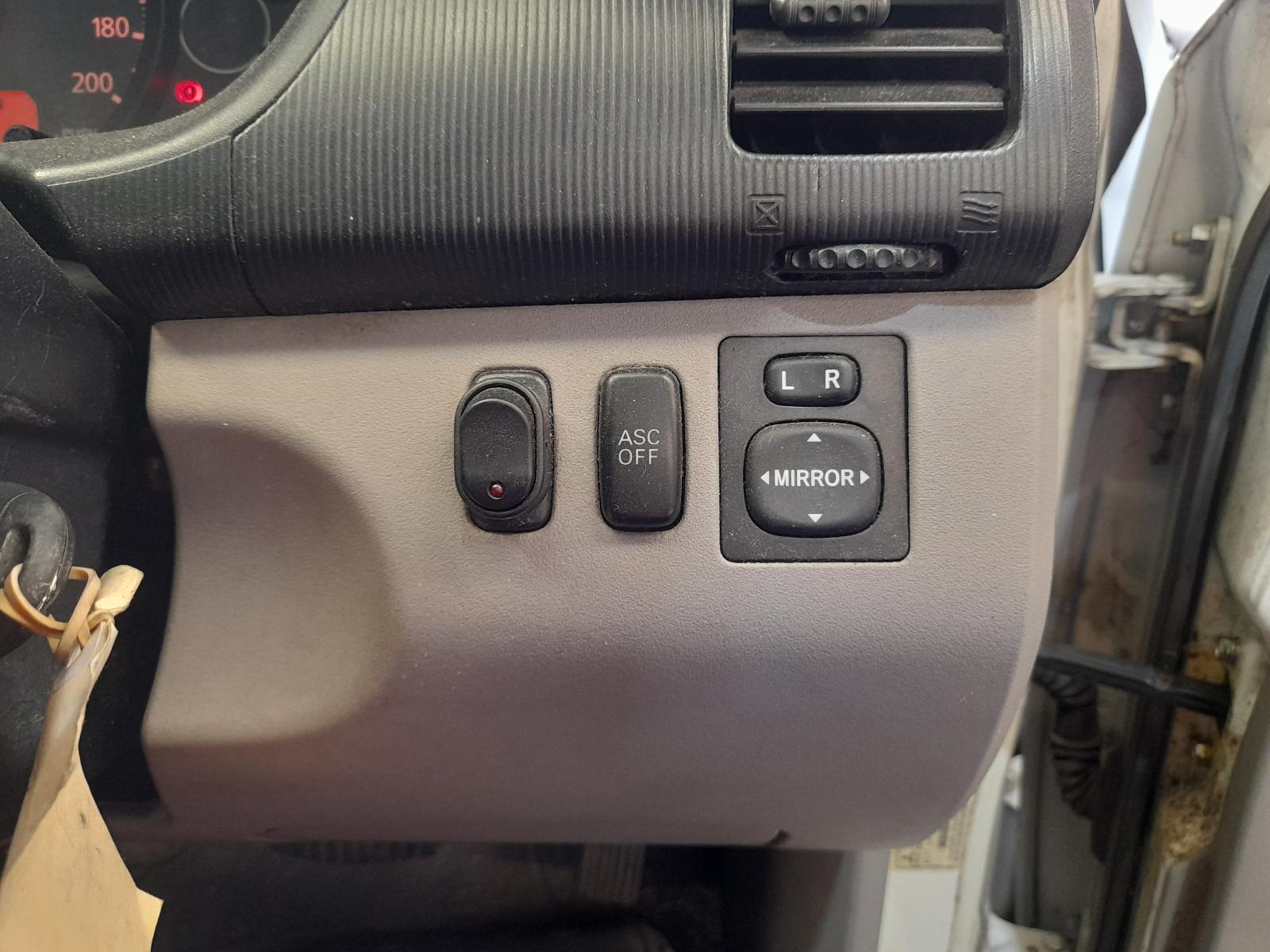 2011 Mitsubishi Triton Front Bumper View Auto part Front Bumper Mitsubishi Triton 2011