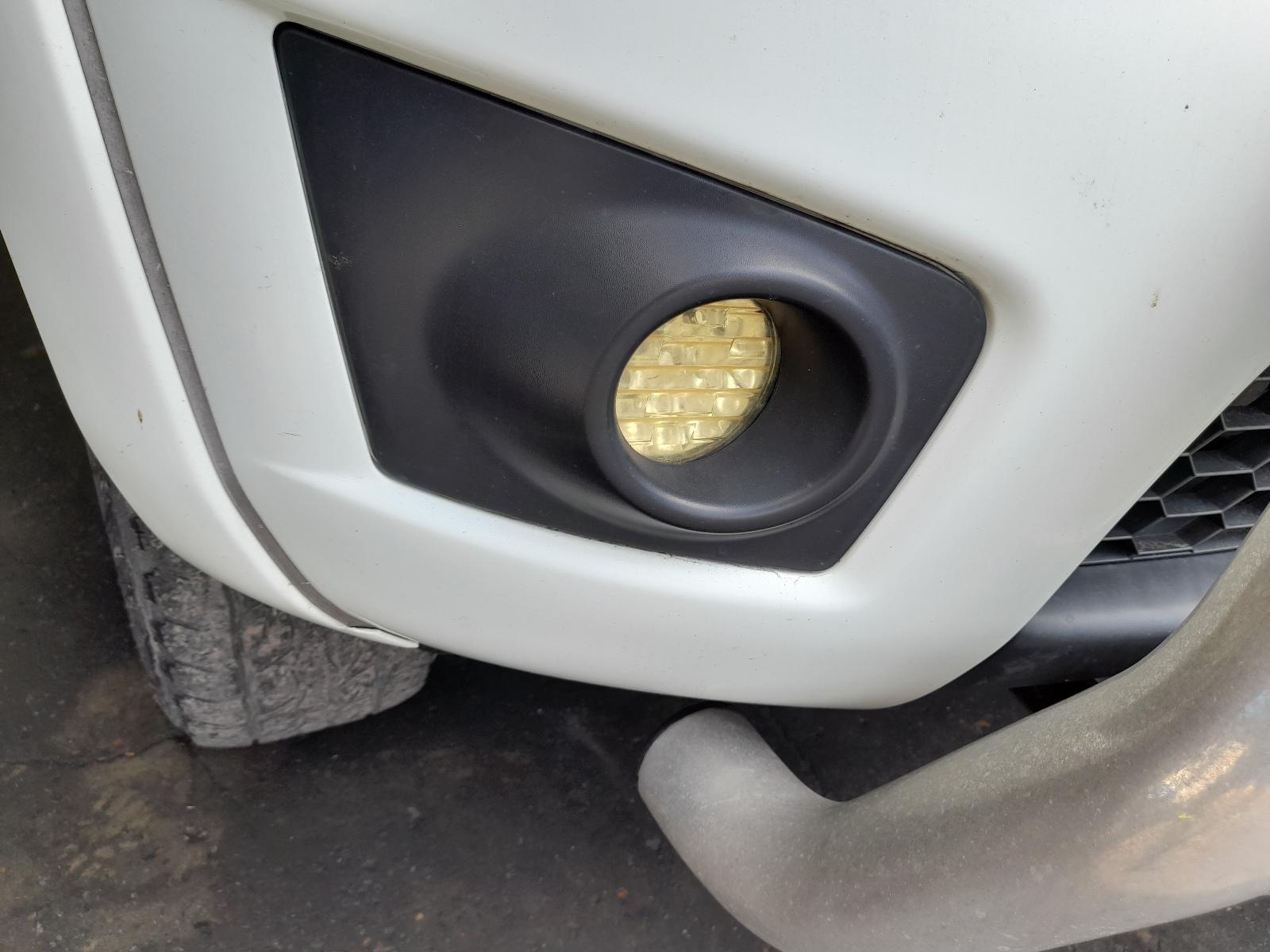 2011 Mitsubishi Triton Front Bumper View Auto part Front Bumper Mitsubishi Triton 2011