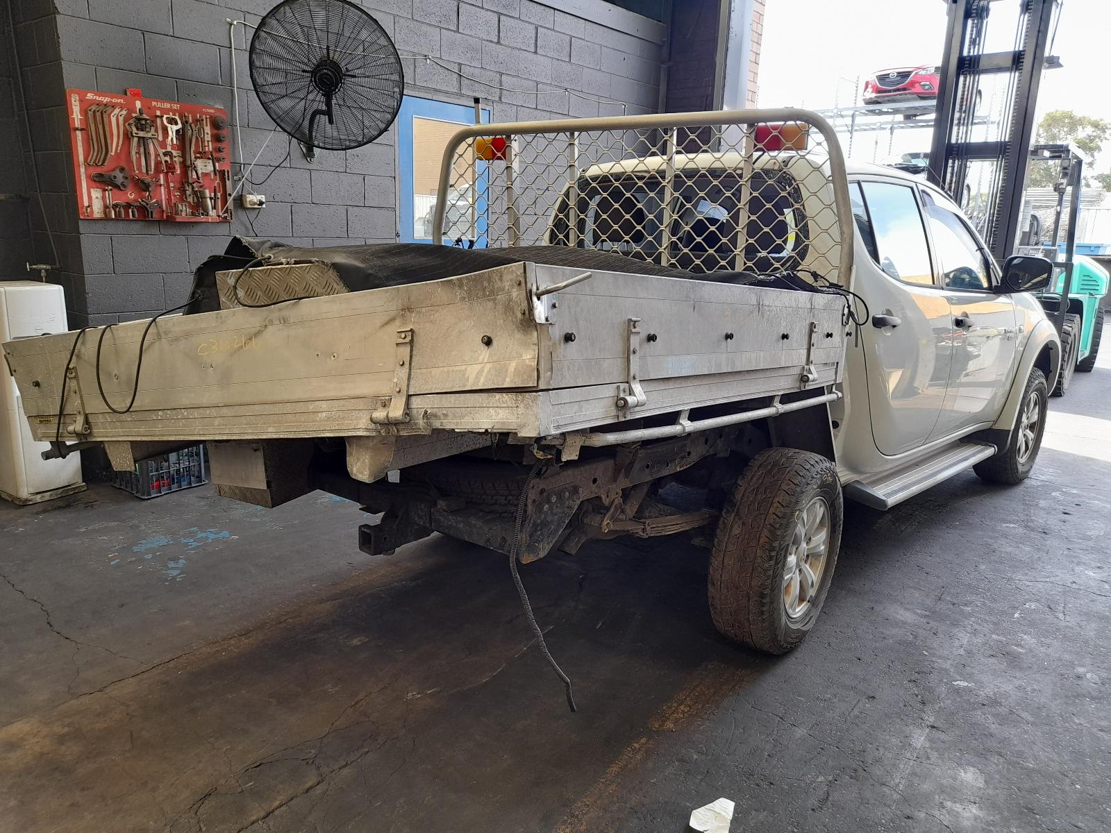 2011 Mitsubishi Triton Front Bumper View Auto part Front Bumper Mitsubishi Triton 2011