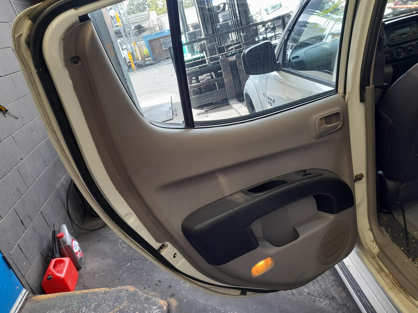 2011 Mitsubishi Triton Front Bumper View Auto part Front Bumper Mitsubishi Triton 2011