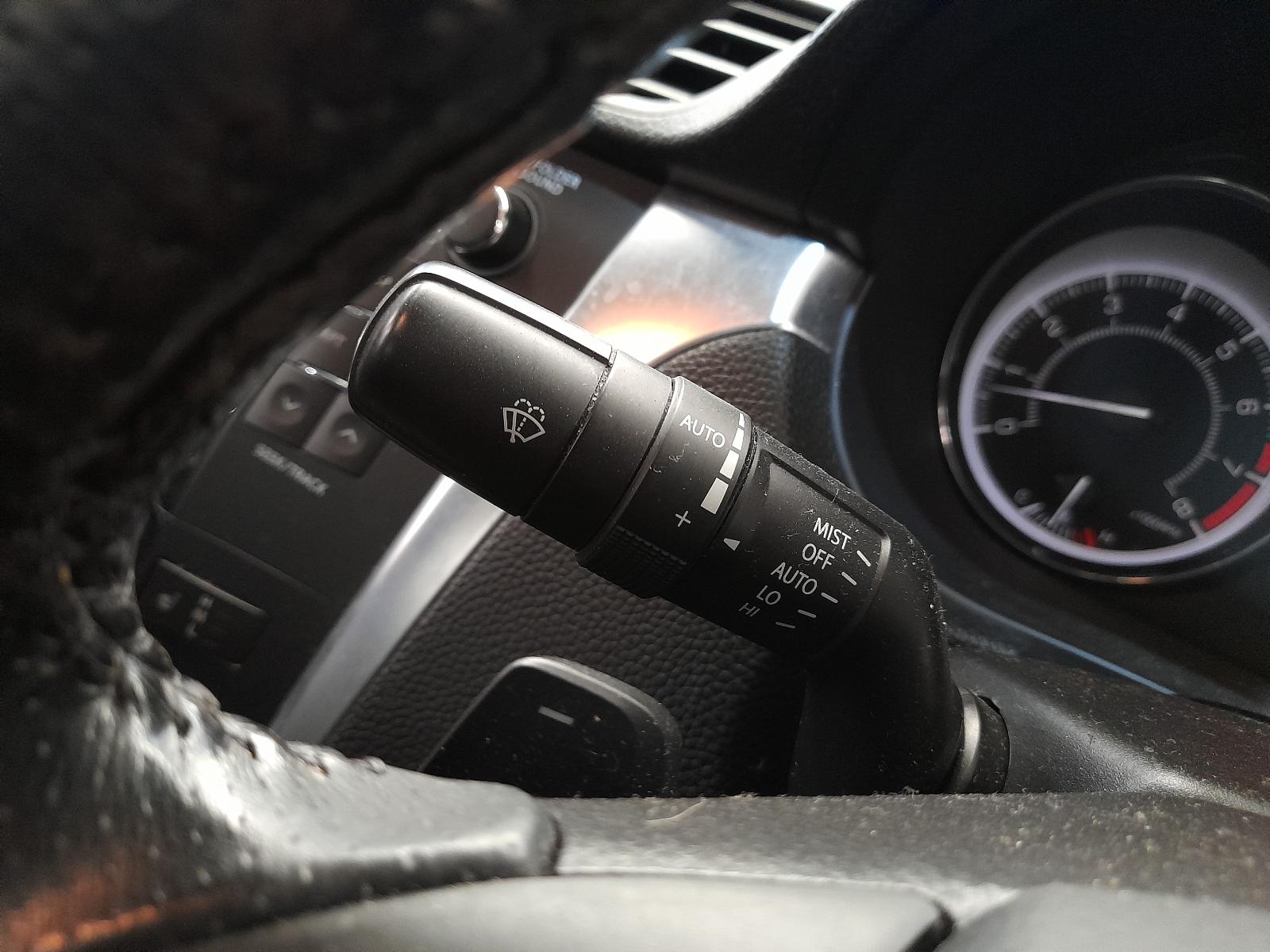 View Auto part Door/Boot/Gate Lock Suzuki Kizashi 2010