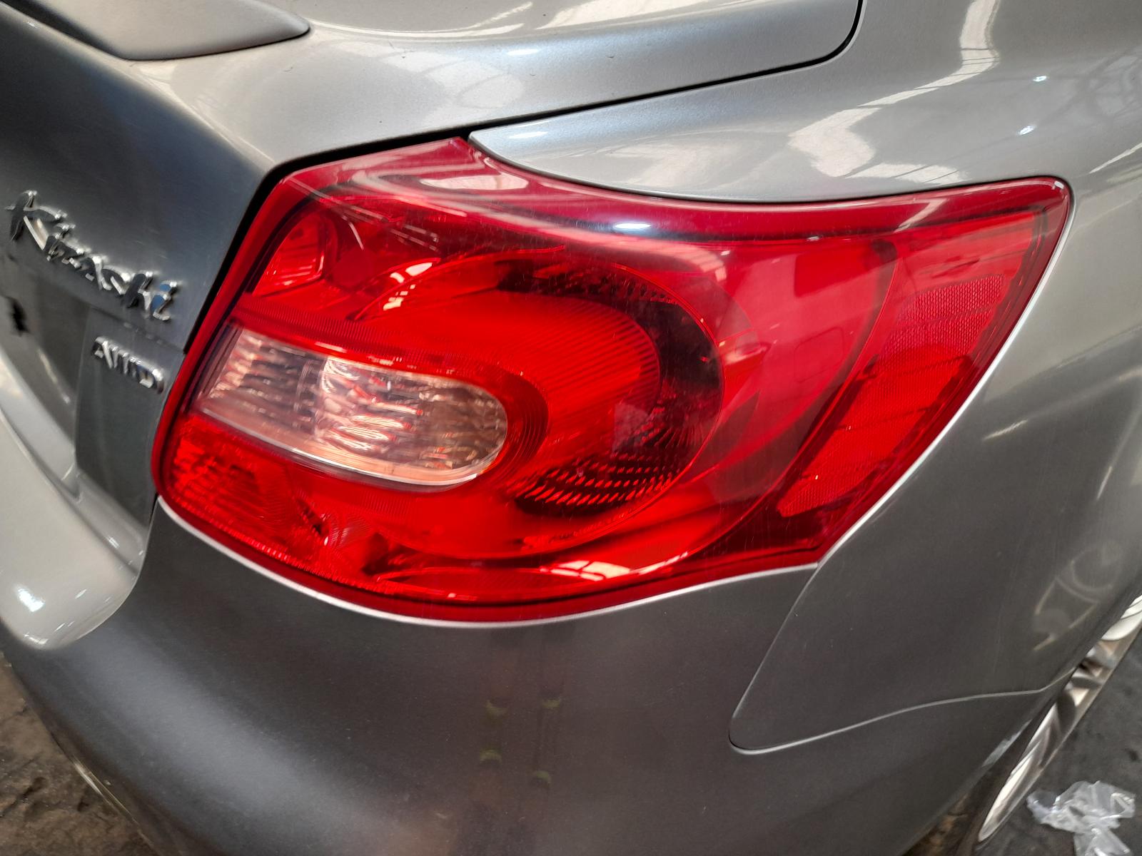 View Auto part Door/Boot/Gate Lock Suzuki Kizashi 2010