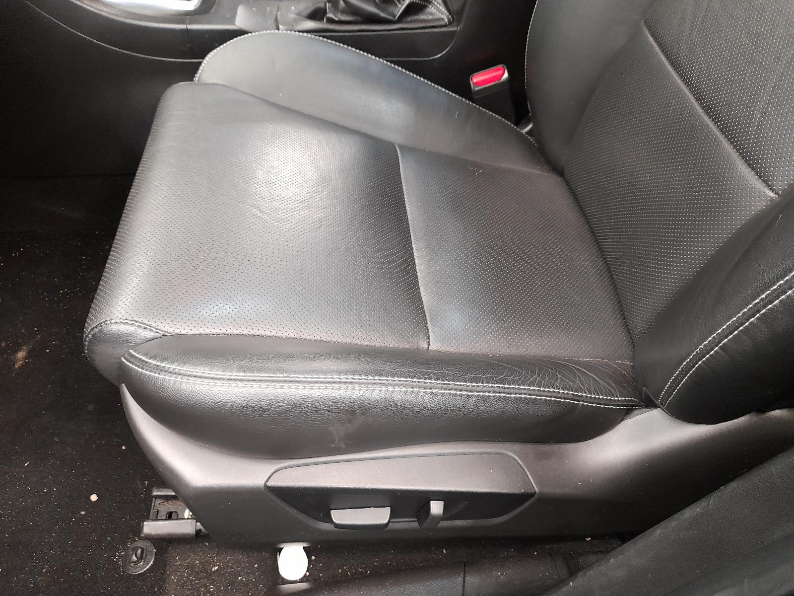 View Auto part Door/Boot/Gate Lock Suzuki Kizashi 2010