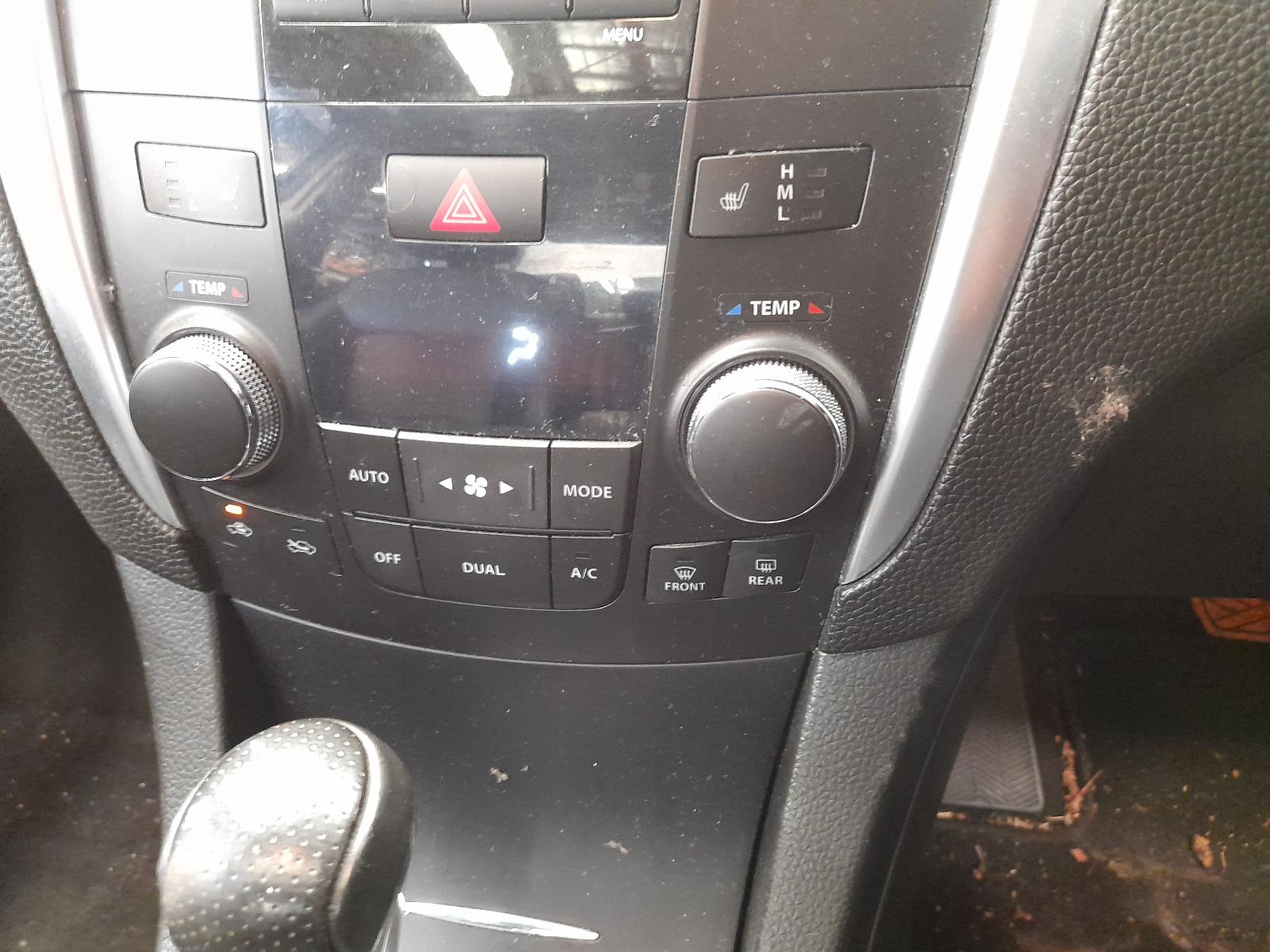 View Auto part Door/Boot/Gate Lock Suzuki Kizashi 2010