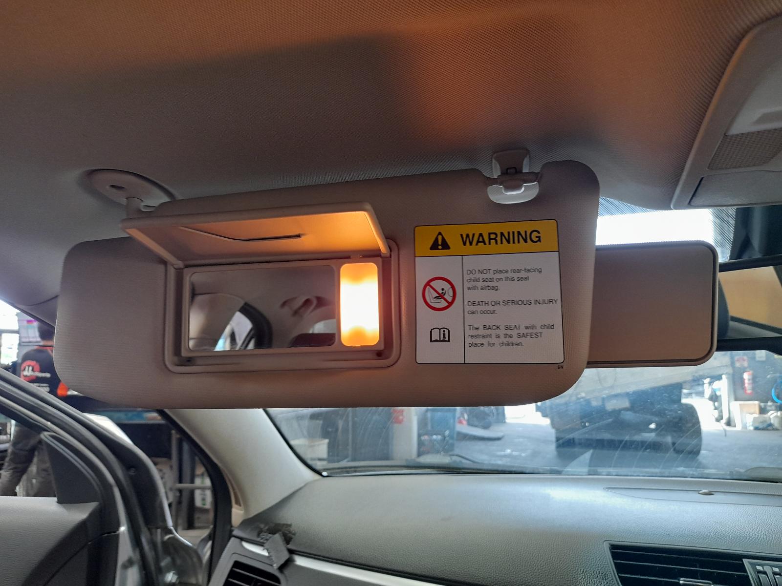 View Auto part Door/Boot/Gate Lock Suzuki Kizashi 2010