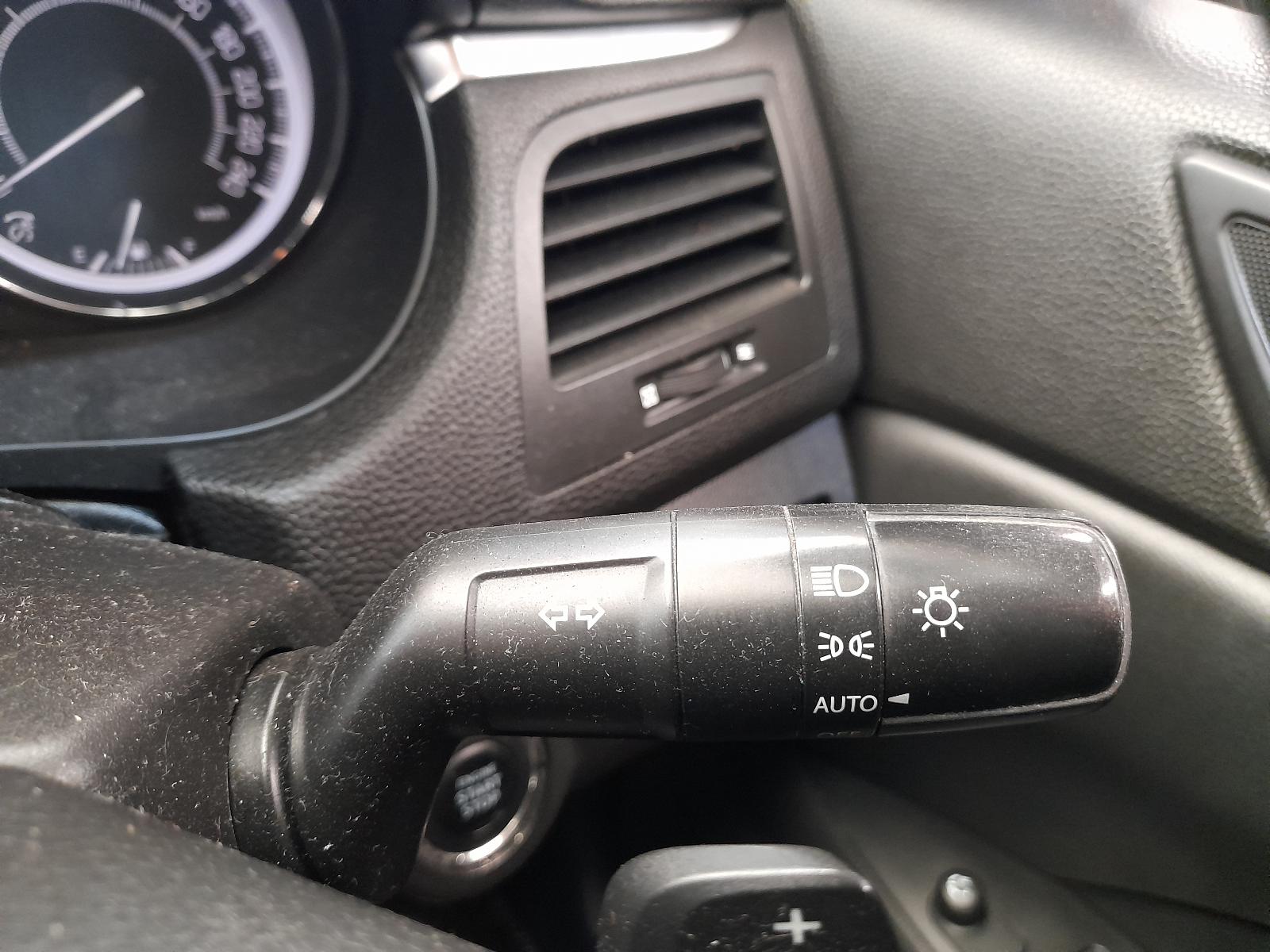 View Auto part Door/Boot/Gate Lock Suzuki Kizashi 2010