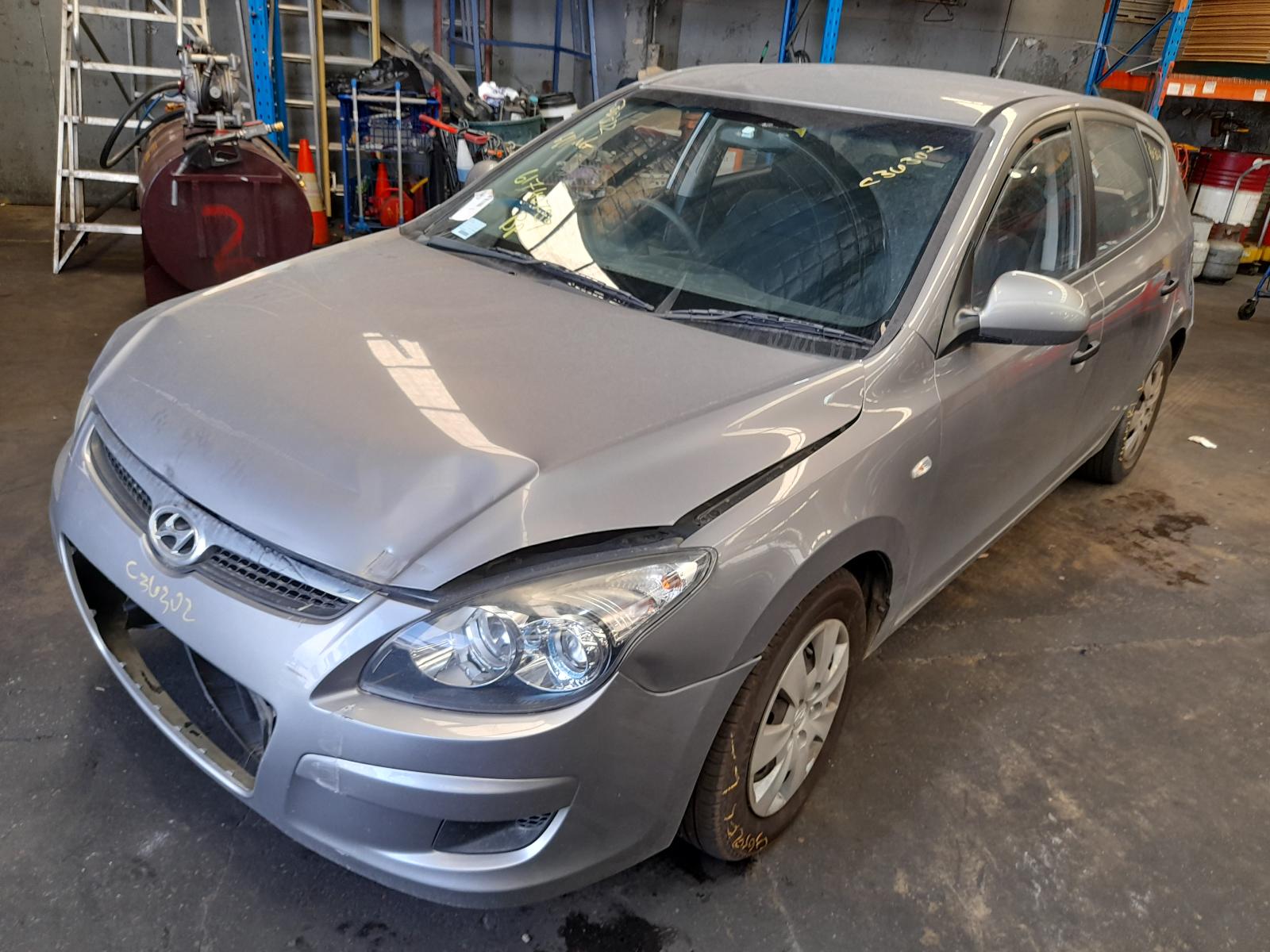 View Auto part Right Front Door Window Hyundai I30 2011