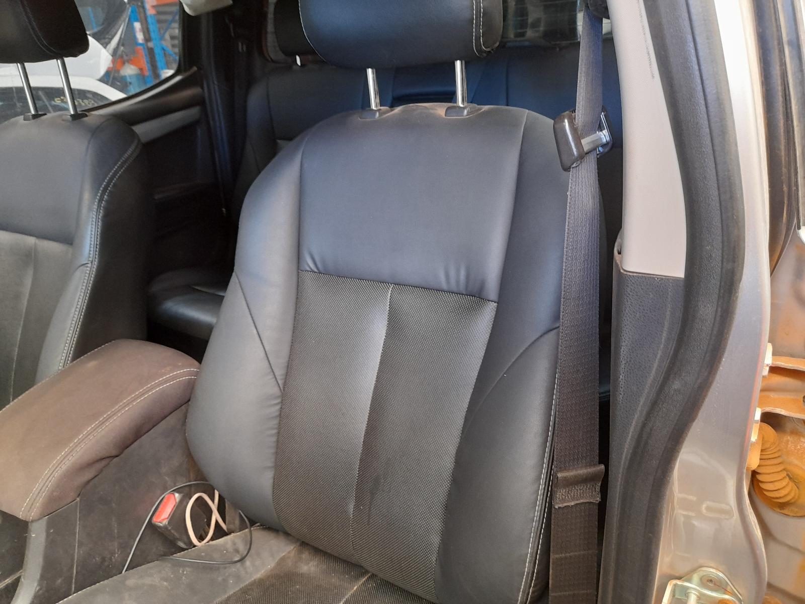 2019 Isuzu Dmax Airbag Module/Sensor View Auto part Airbag Module/Sensor Isuzu Dmax 2019