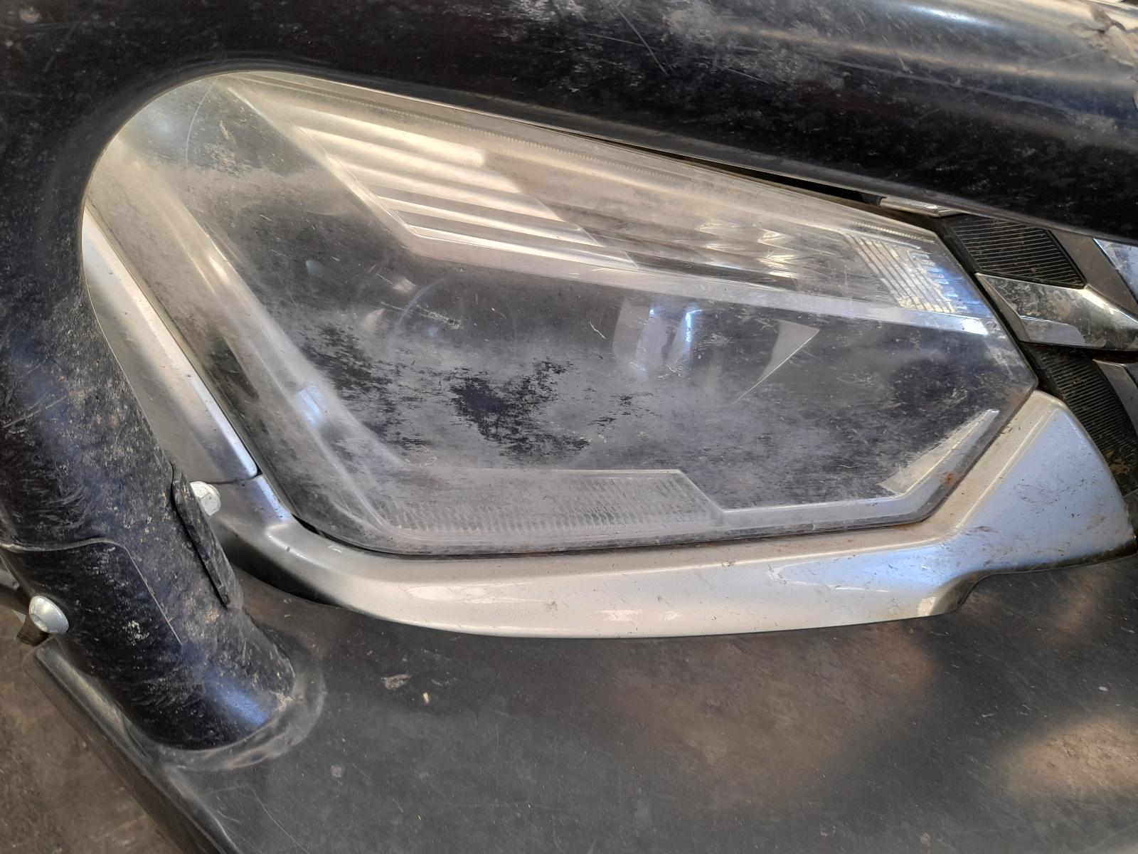 2019 Isuzu Dmax Airbag Module/Sensor View Auto part Airbag Module/Sensor Isuzu Dmax 2019