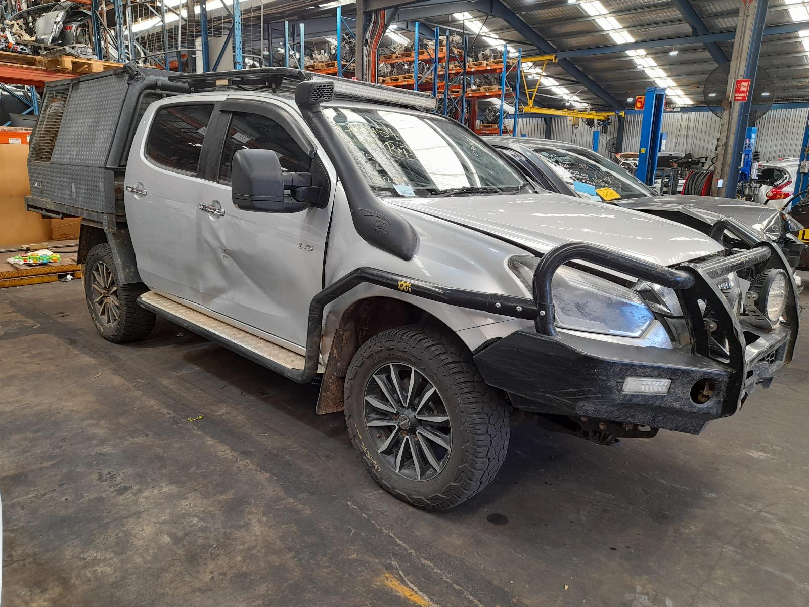 2019 Isuzu Dmax Airbag Module/Sensor View Auto part Airbag Module/Sensor Isuzu Dmax 2019