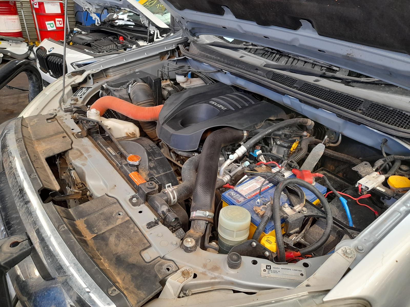 2019 Isuzu Dmax Airbag Module/Sensor View Auto part Airbag Module/Sensor Isuzu Dmax 2019