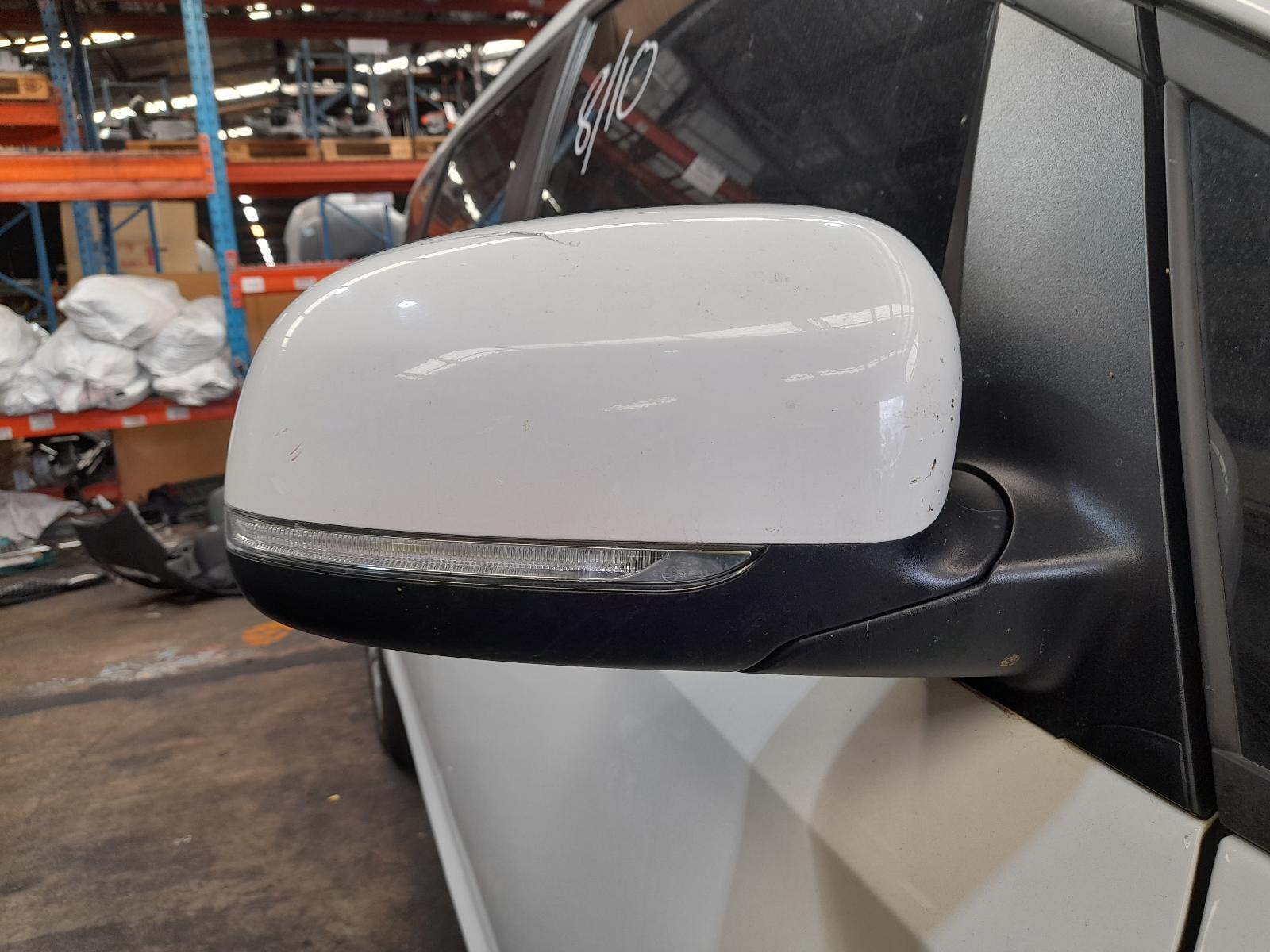 2019 Kia Carnival/grand Carnival Radio/Cd/Dvd/Sat/Tv View Auto part Radio/Cd/Dvd/Sat/Tv Kia Carnival/grand Carnival 2019