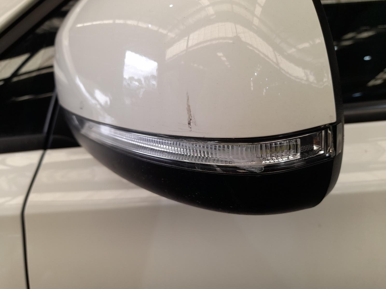 2019 Kia Carnival/grand Carnival Radio/Cd/Dvd/Sat/Tv View Auto part Radio/Cd/Dvd/Sat/Tv Kia Carnival/grand Carnival 2019