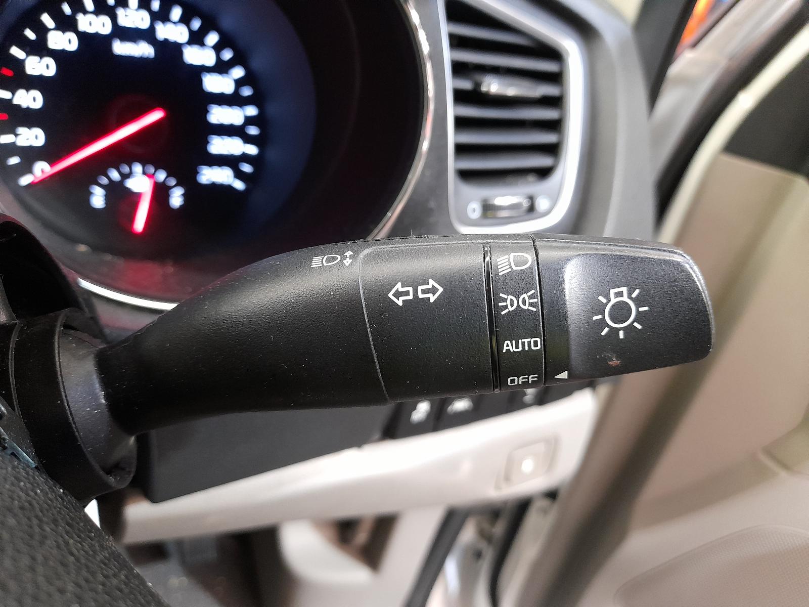 2019 Kia Carnival/grand Carnival Radio/Cd/Dvd/Sat/Tv View Auto part Radio/Cd/Dvd/Sat/Tv Kia Carnival/grand Carnival 2019