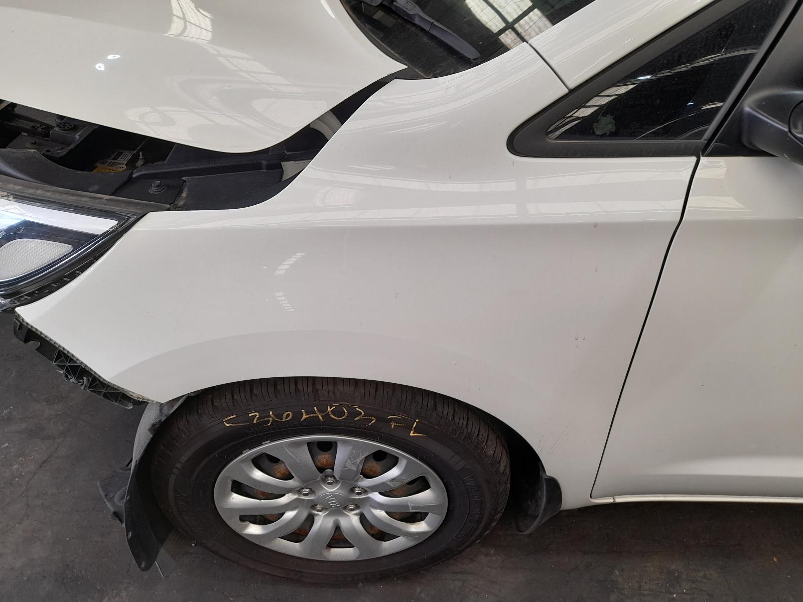 2019 Kia Carnival/grand Carnival Radio/Cd/Dvd/Sat/Tv View Auto part Radio/Cd/Dvd/Sat/Tv Kia Carnival/grand Carnival 2019