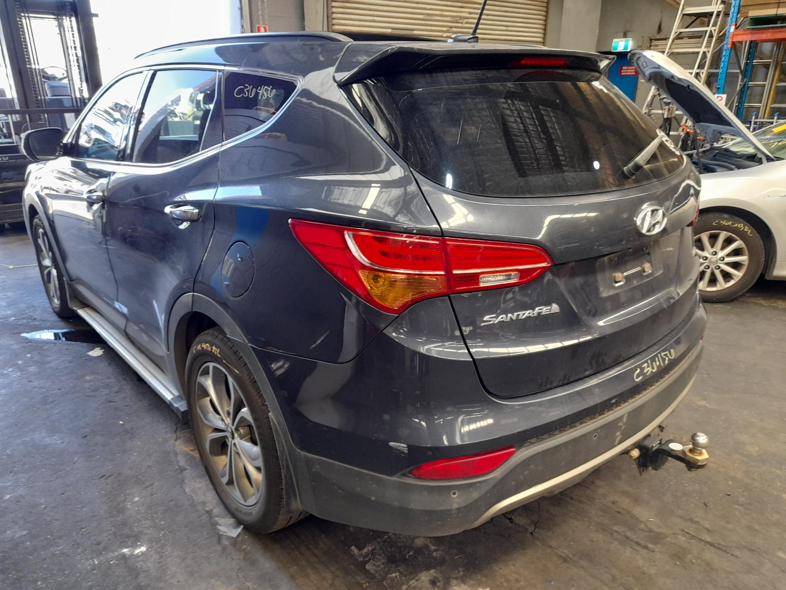View Auto part Right Rear Door Window Hyundai Santa Fe 2013