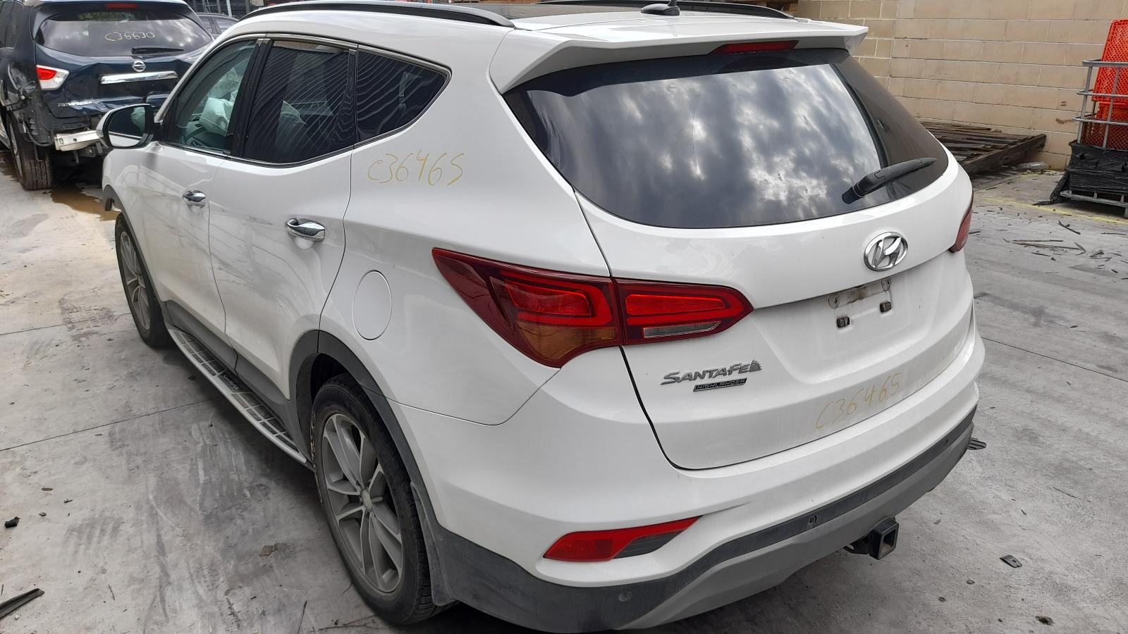 View Auto part Right Rear Door Window Hyundai Santa Fe 2015
